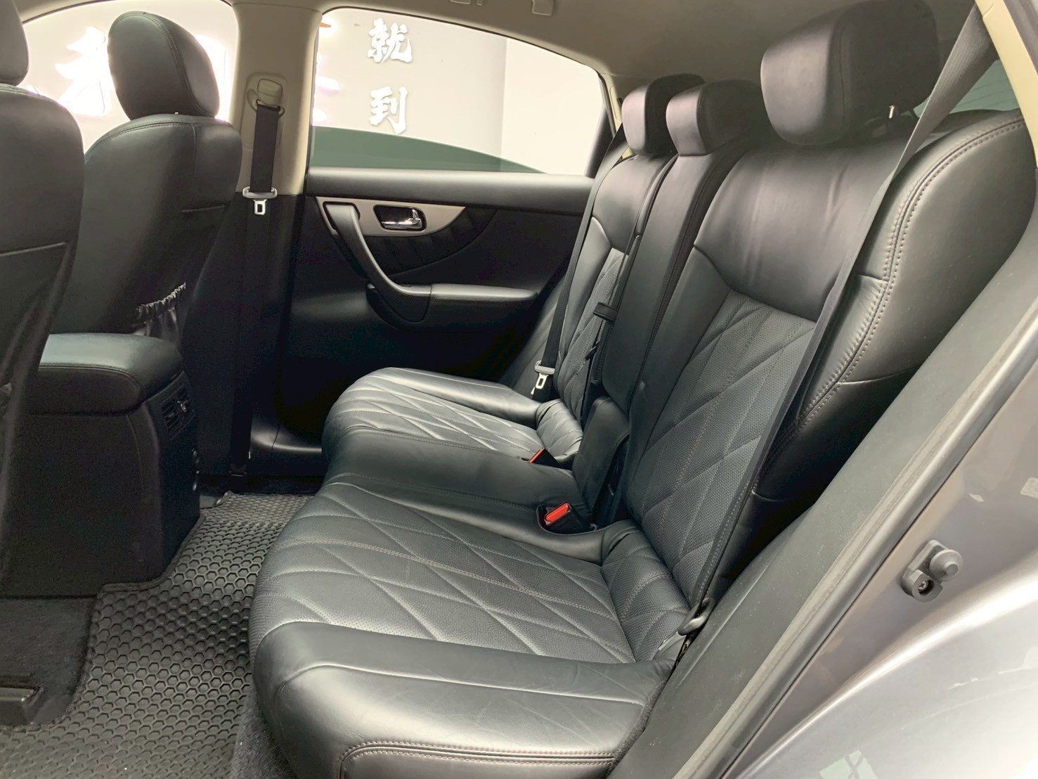 全台到府賞車 2018 Infiniti QX70 V6旗艦款『小李經理』元禾國際車業/中古車/促銷中  第13張相片
