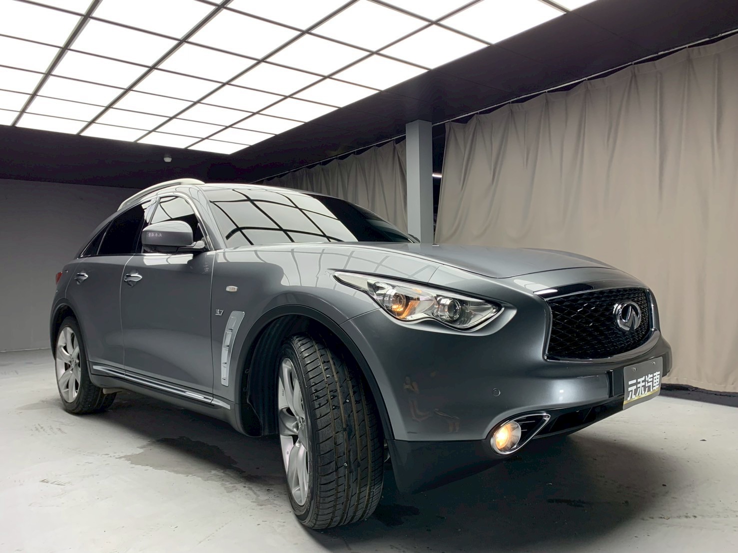 全台到府賞車 2018 Infiniti QX70 V6旗艦款『小李經理』元禾國際車業/中古車/促銷中  第19張相片