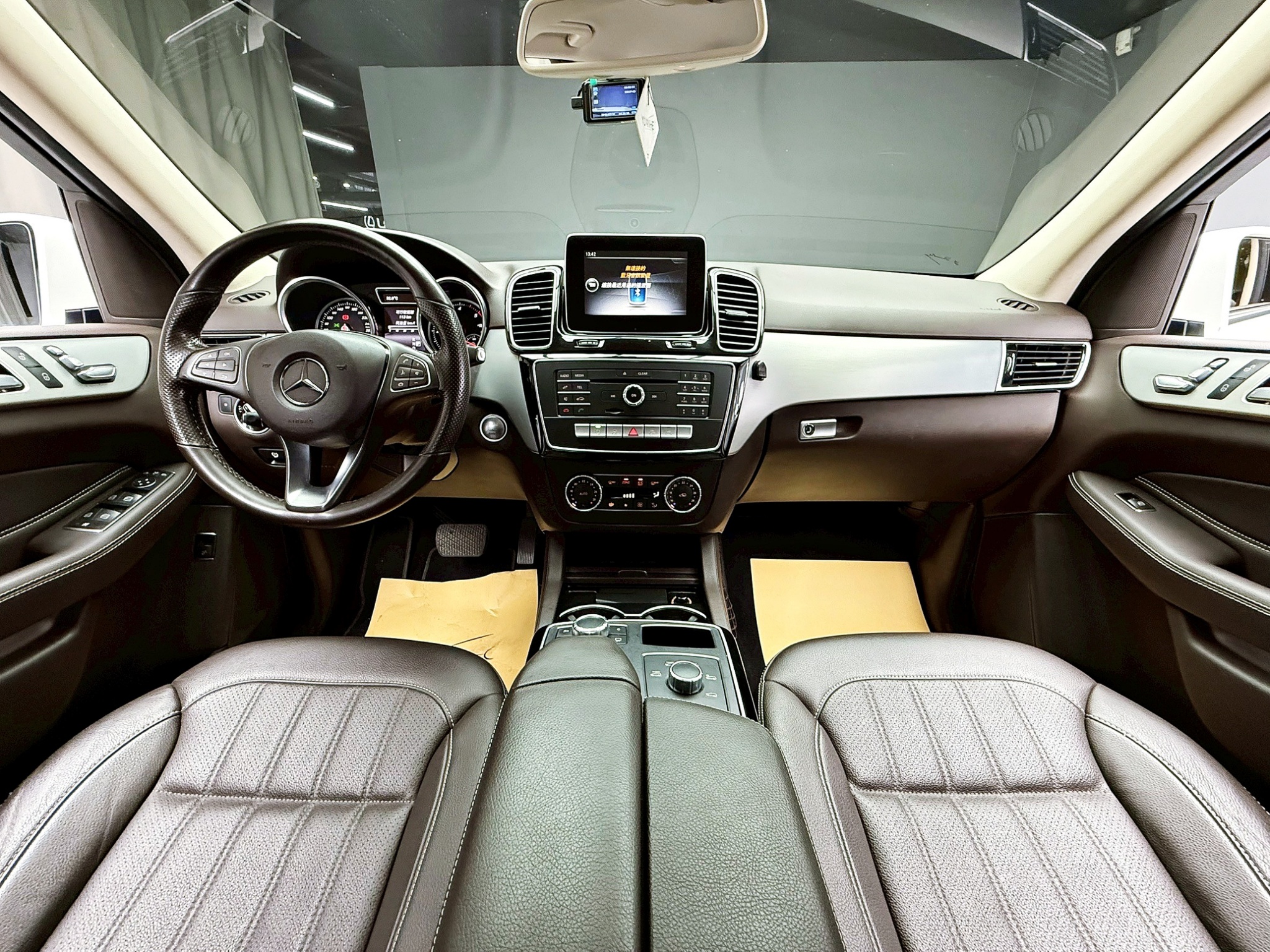 全台到府賞車 2016 Benz GLE250d 4MATIC W166型『小李經理』元禾國際車業/中古車/促銷中  第12張相片