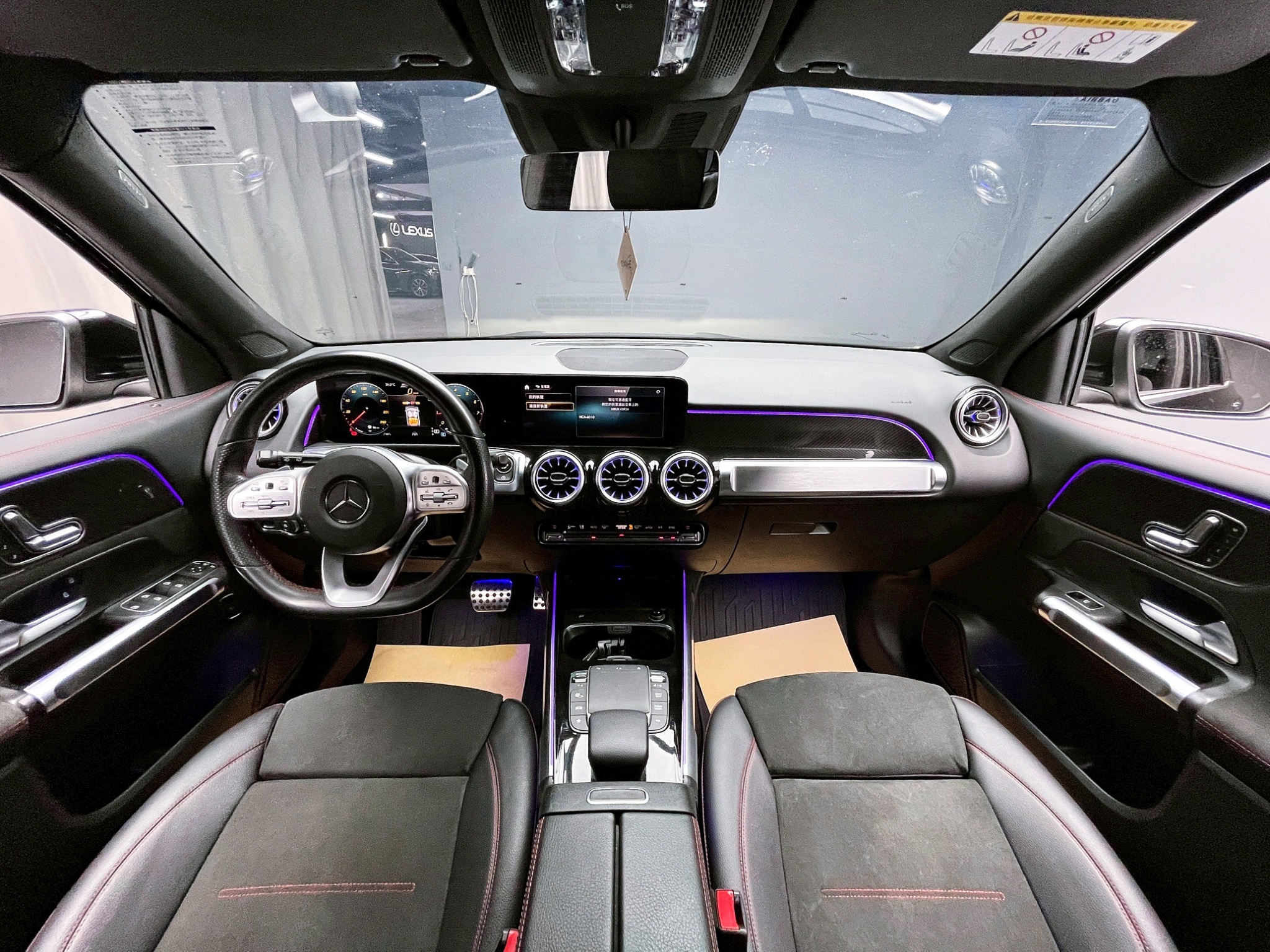 全台到府賞車 2021 Benz GLB200 AMG X247型『小李經理』元禾國際車業/中古車/促銷中  第9張相片