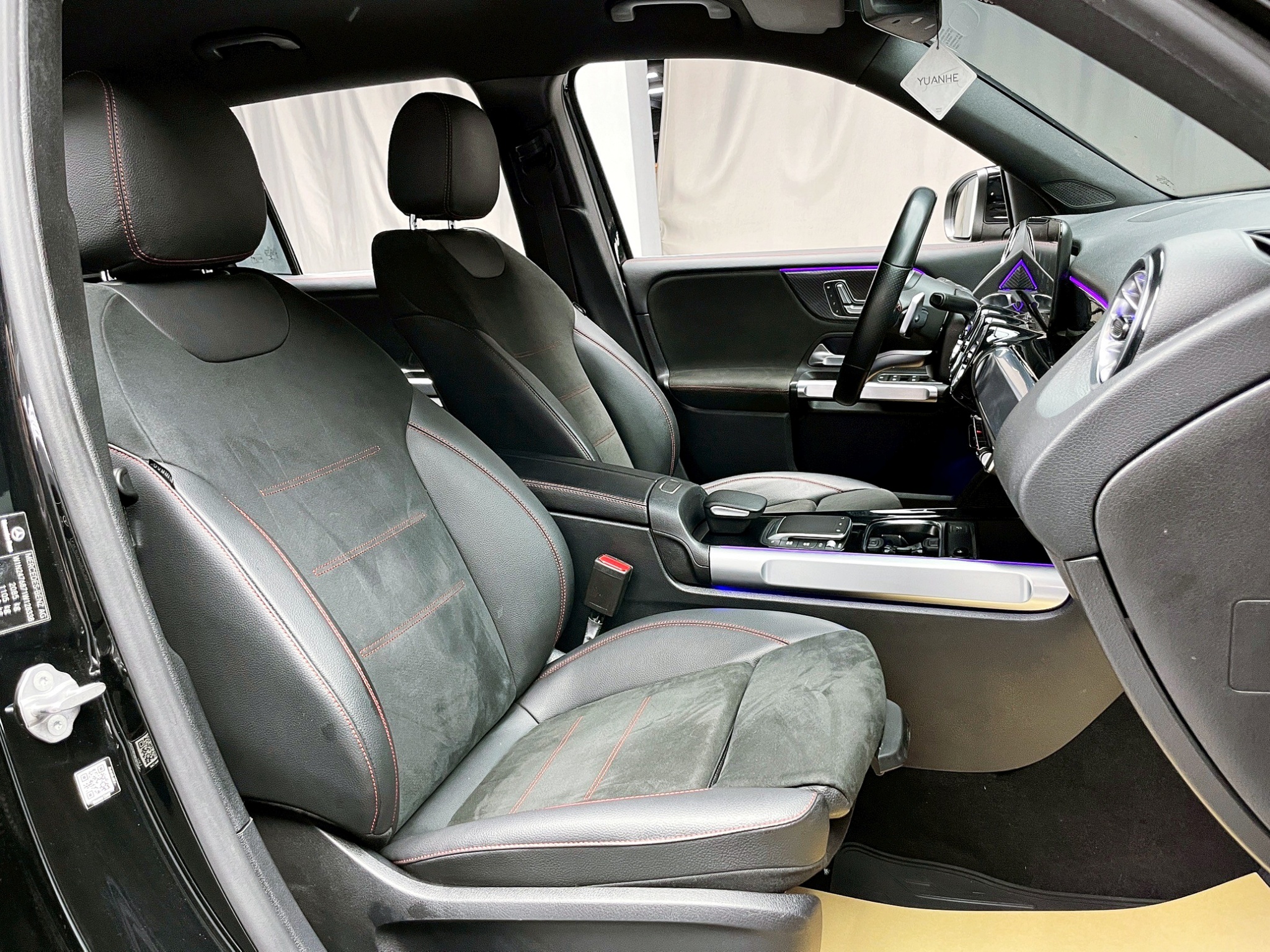 全台到府賞車 2021 Benz GLB200 AMG X247型『小李經理』元禾國際車業/中古車/促銷中  第12張相片