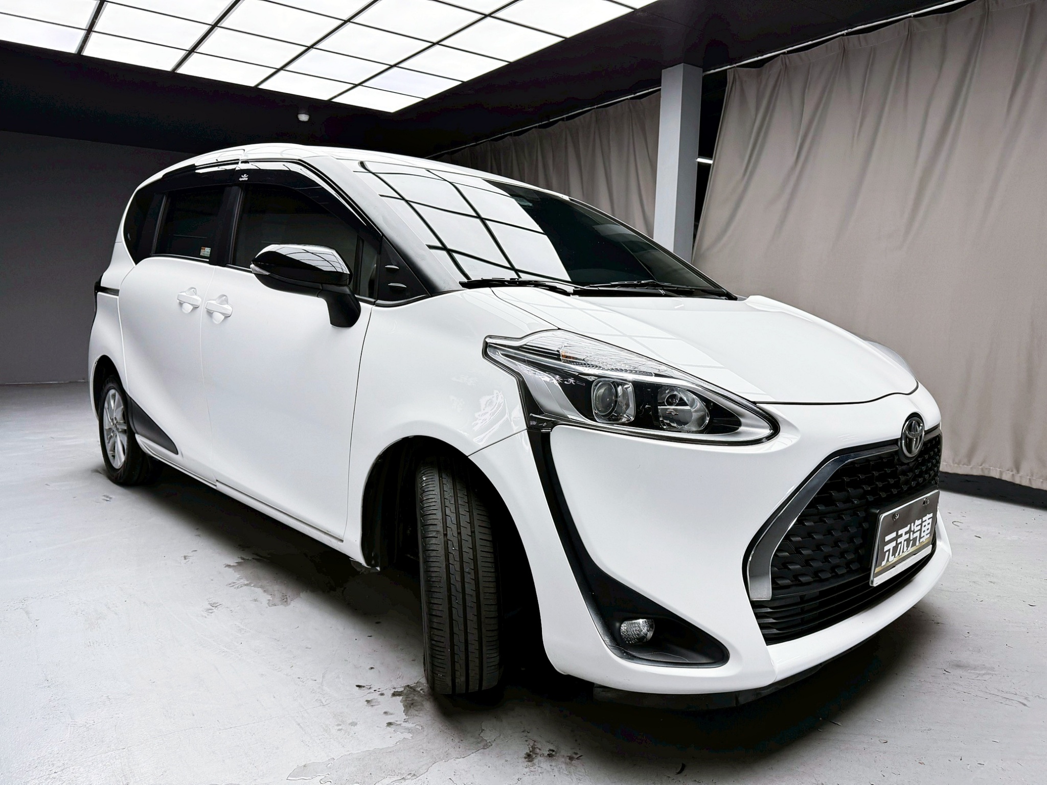 全台到府賞車 2022/23 Toyota Sienta 5人座豪華版『小李經理』元禾國際車業/中古車/促銷中  第19張相片