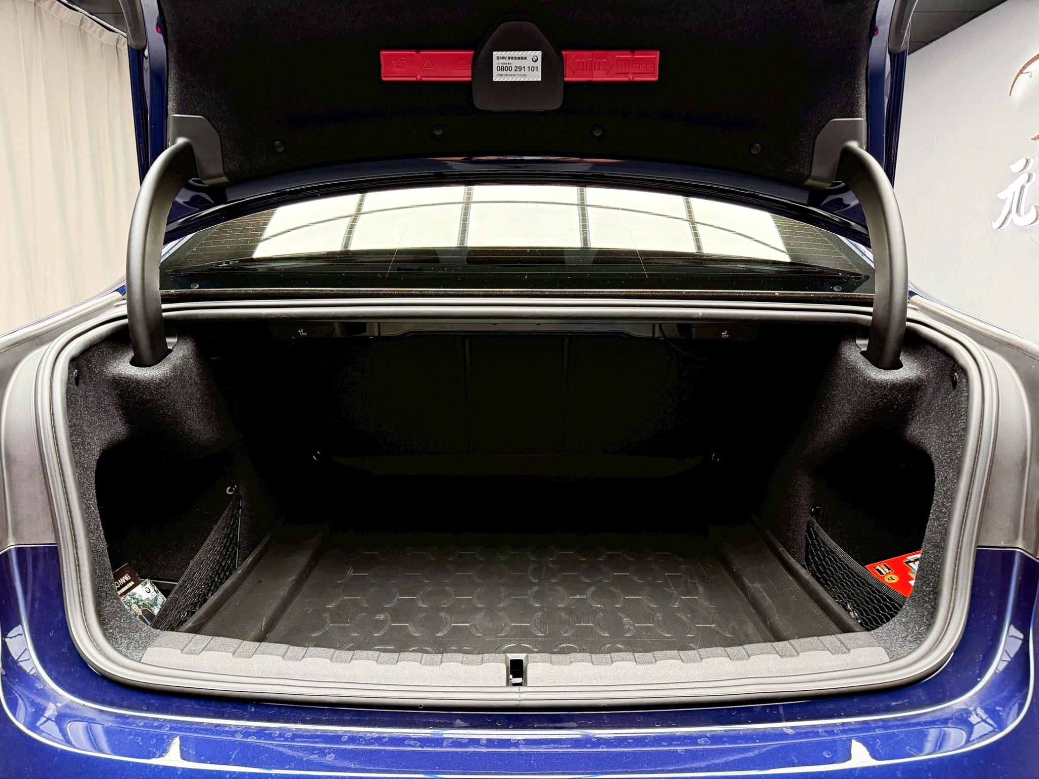 全台到府賞車 2019 BMW 330i Sedan Luxury G20型『小李經理』元禾國際車業/中古車/促銷中  第4張相片