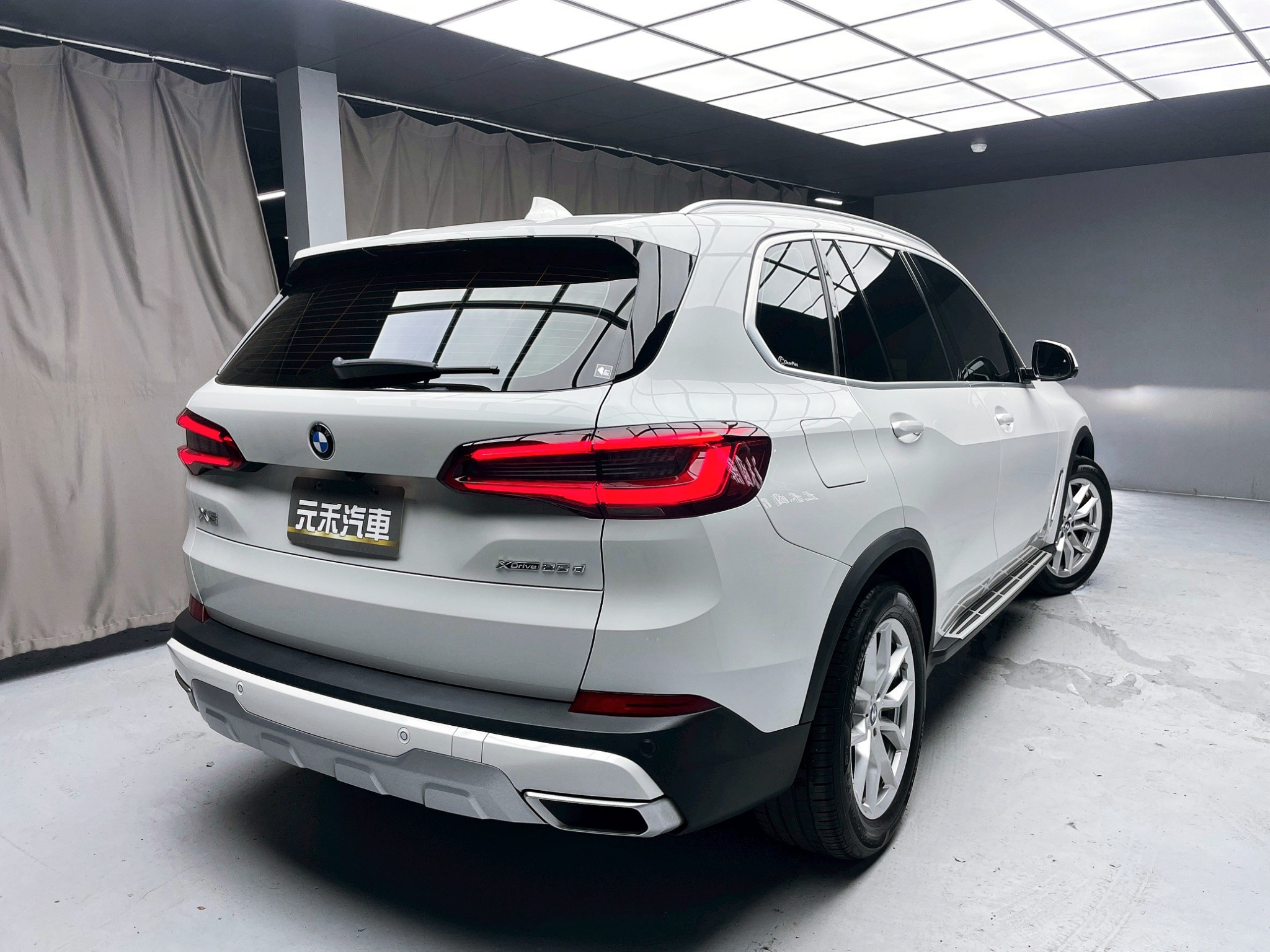 全台到府賞車 2019/20 BMW X5 xDrive25d 旗艦版 G05型『小李經理』元禾國際車業/中古車/促銷中  第19張相片