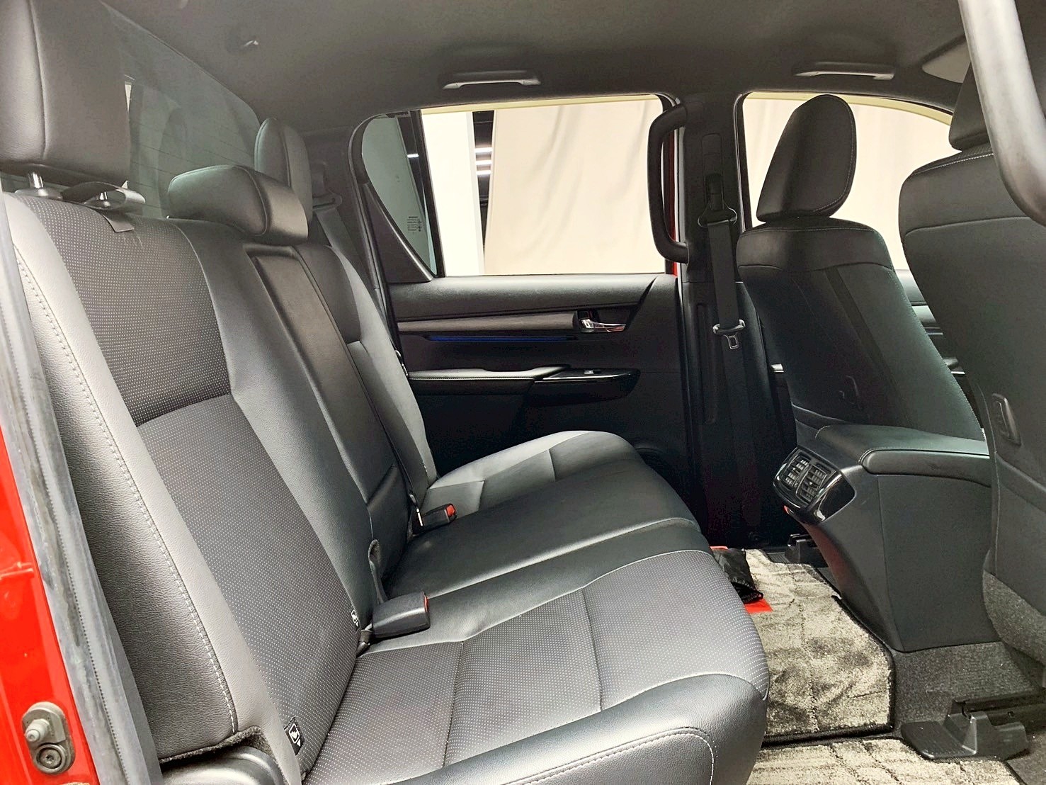 全台到府賞車 2020 Toyota Hilux『小李經理』元禾國際車業/中古車/促銷中  第12張相片