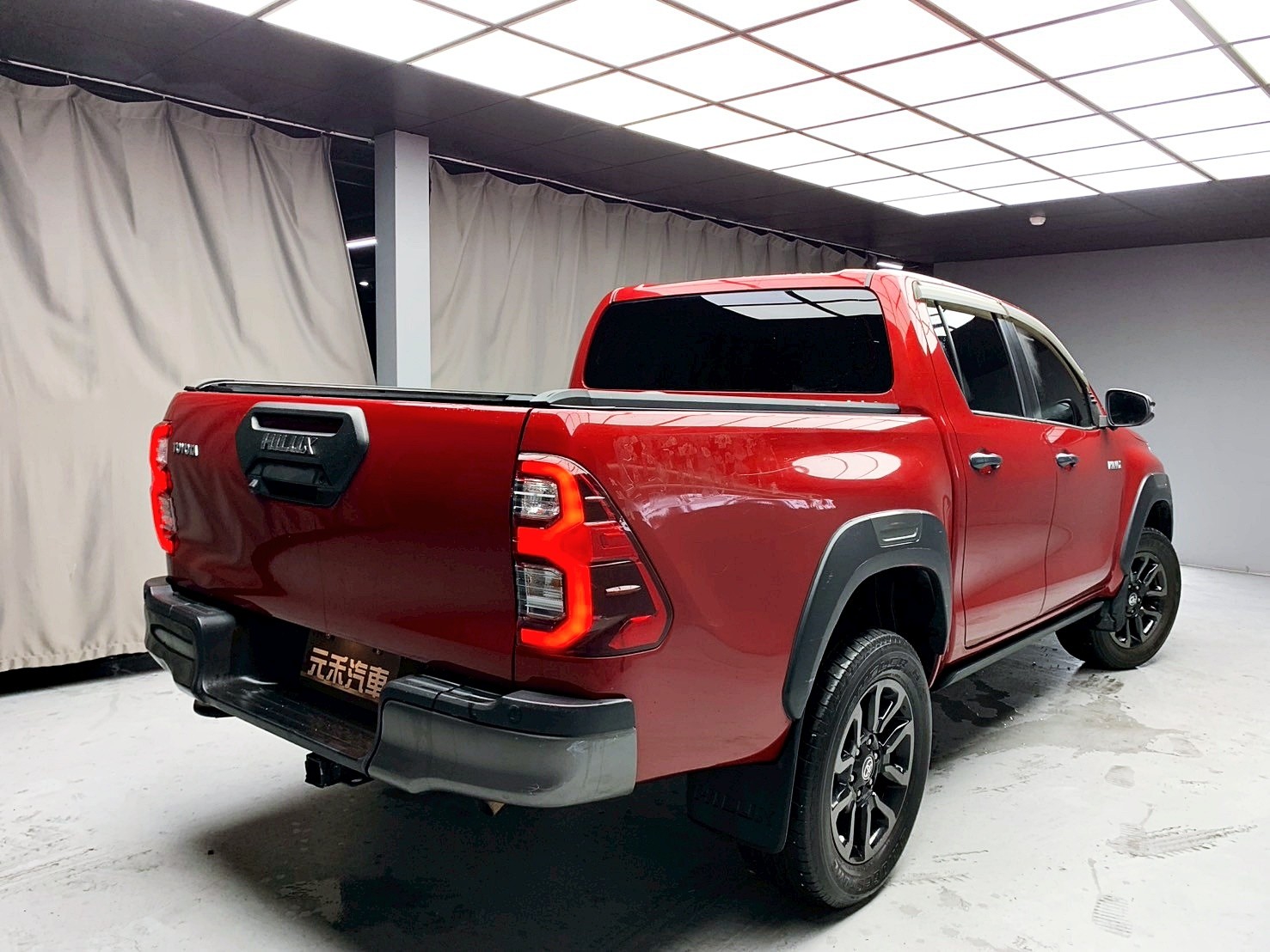 全台到府賞車 2020 Toyota Hilux『小李經理』元禾國際車業/中古車/促銷中  第17張相片