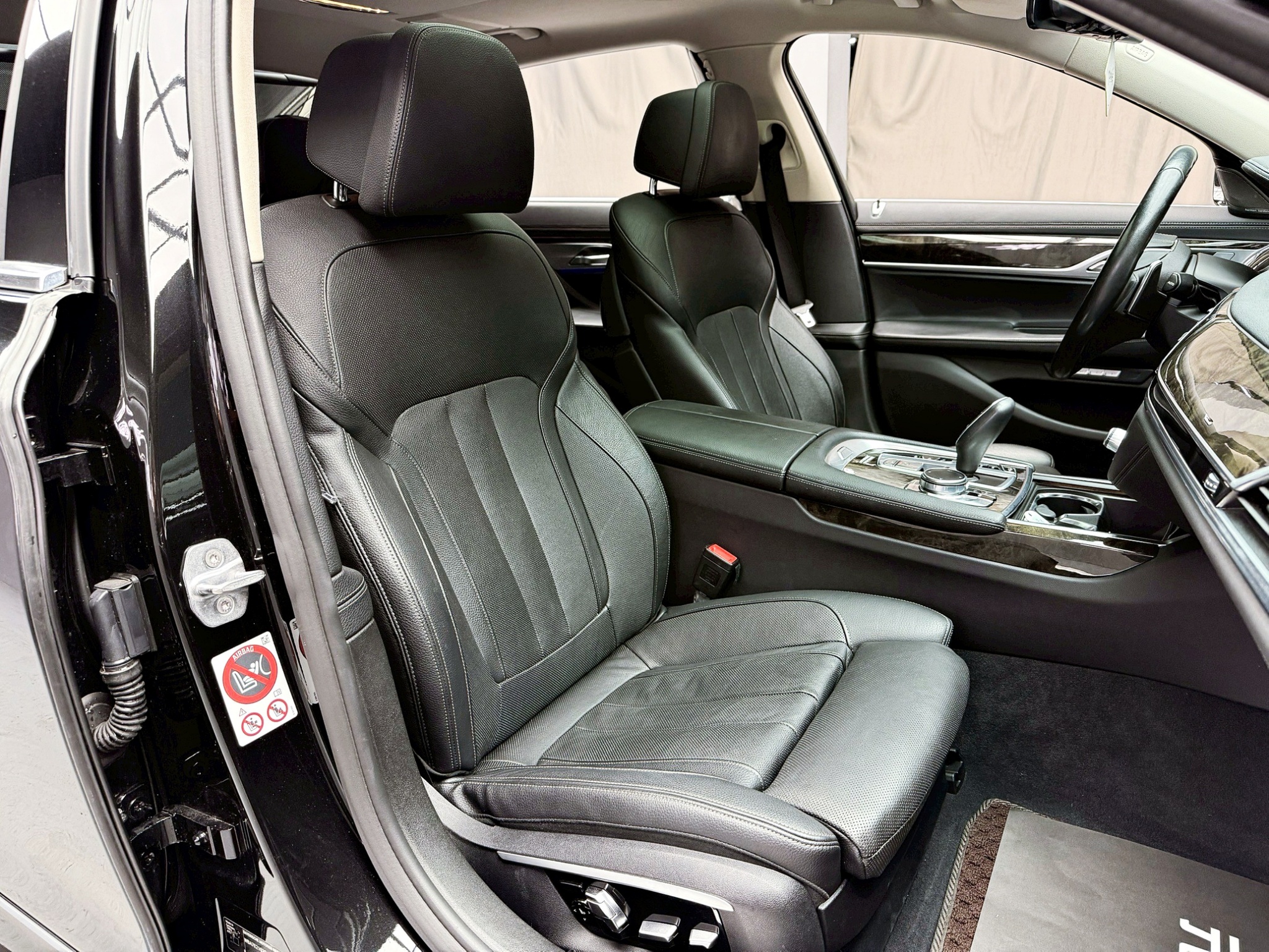 全台到府賞車 2016 BMW 740Li G12型『小李經理』元禾國際車業/中古車/促銷中  第7張相片