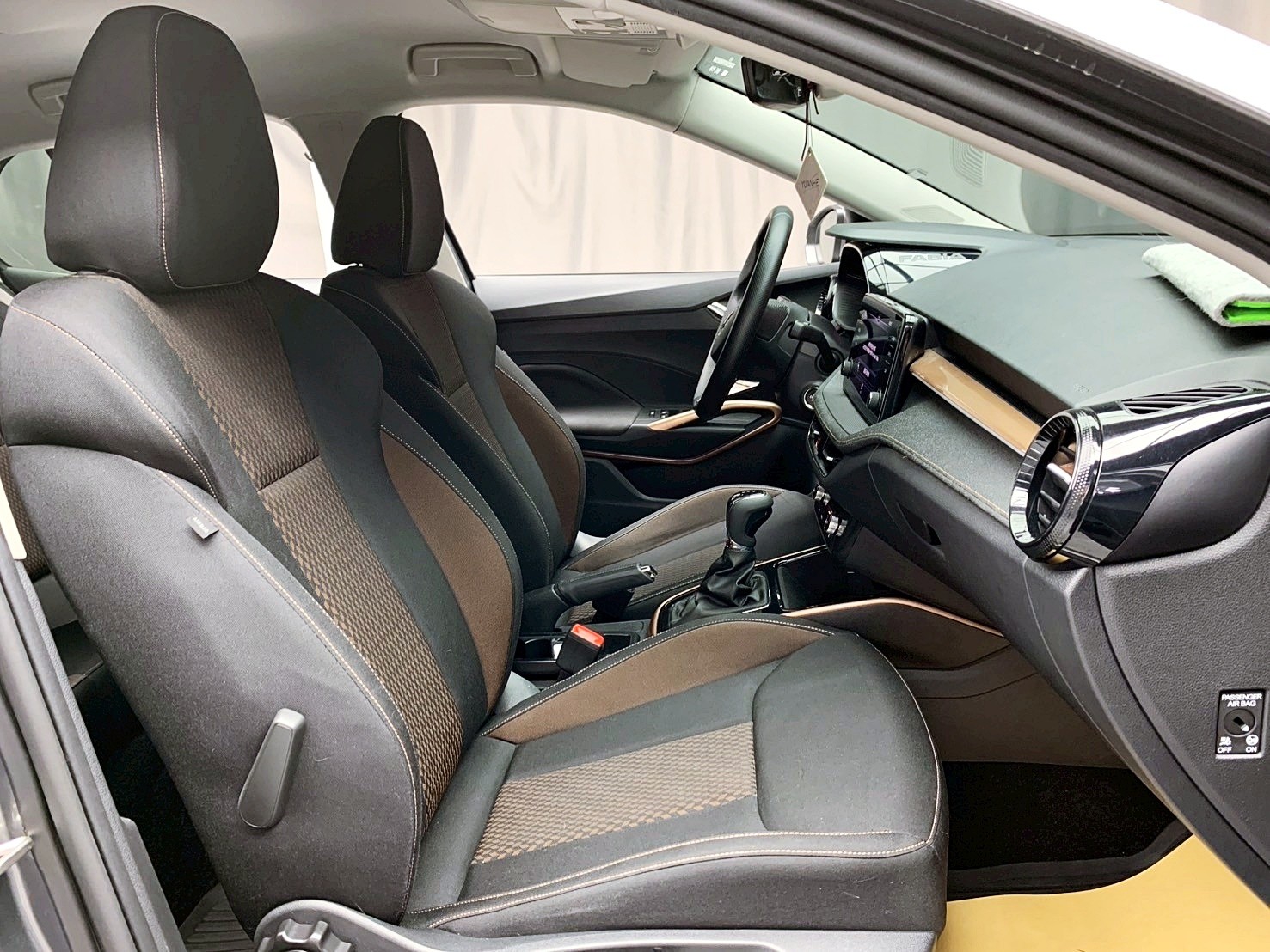 全台到府賞車 2022/23 Skoda Fabia TSI 豪華動能版『小李經理』元禾國際車業/中古車/促銷中  第9張相片