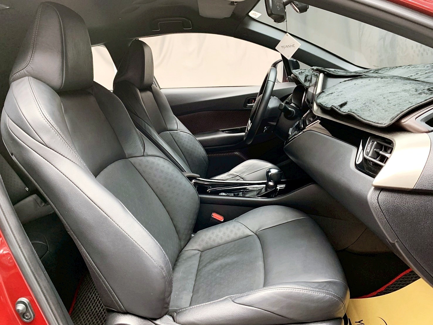 全台到府賞車 2017/18 Toyota CHR 豪華版『小李經理』元禾國際車業/中古車/促銷中  第9張相片