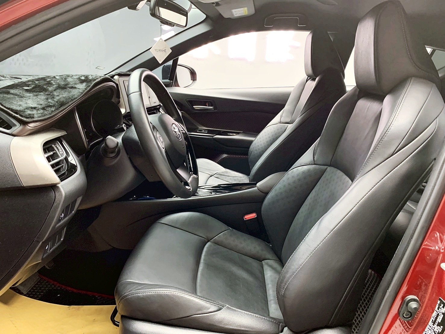 全台到府賞車 2017/18 Toyota CHR 豪華版『小李經理』元禾國際車業/中古車/促銷中  第12張相片