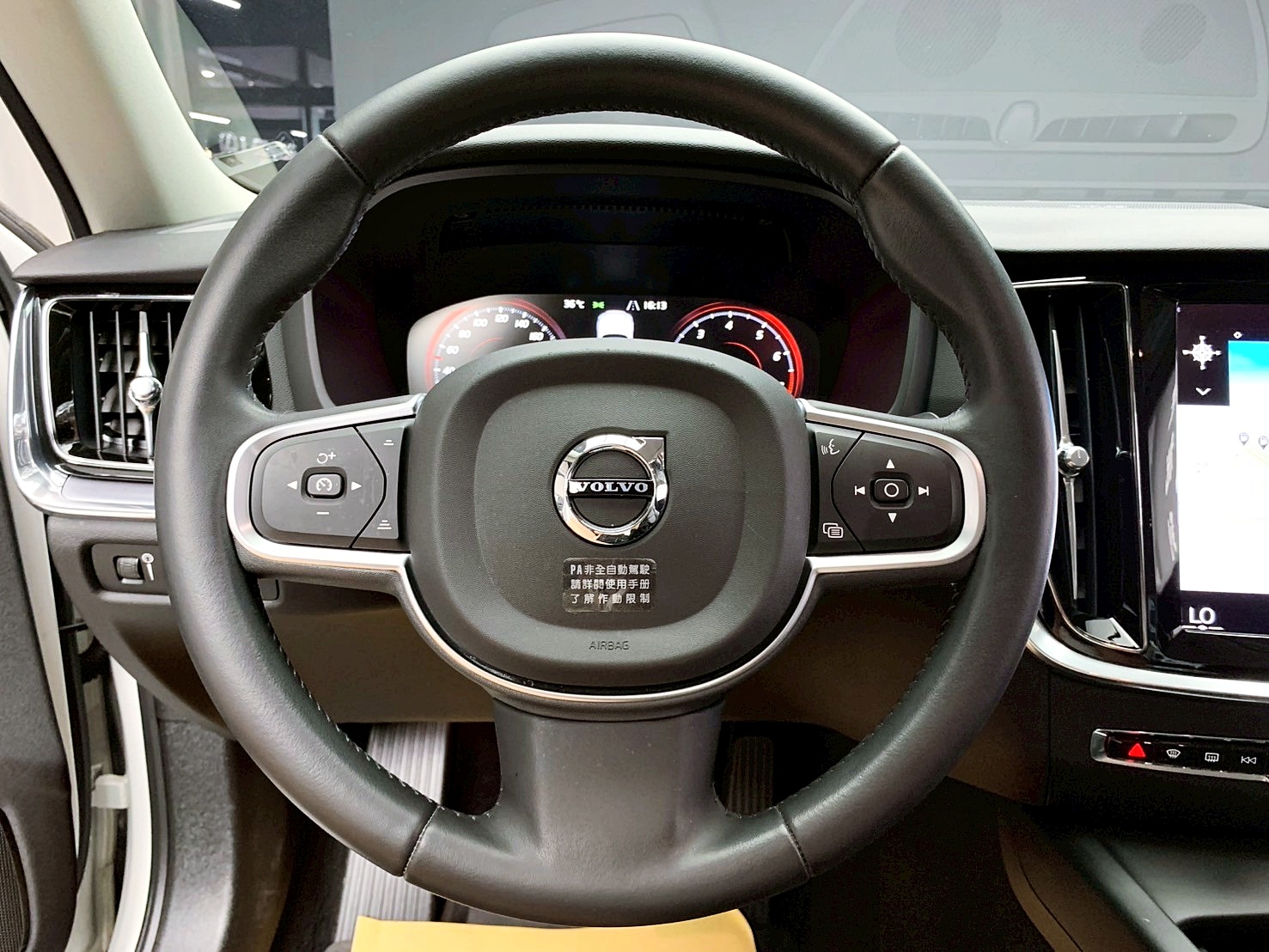 全台到府賞車 2022 Volvo S60 B4 Momentum『小李經理』元禾國際車業/中古車/促銷中  第7張相片