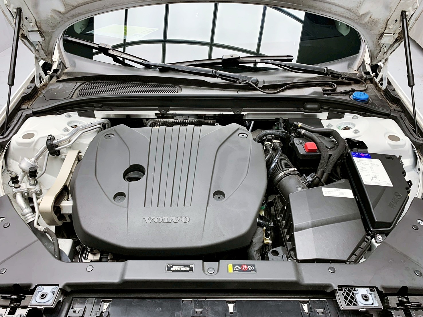 全台到府賞車 2022 Volvo S60 B4 Momentum『小李經理』元禾國際車業/中古車/促銷中  第14張相片