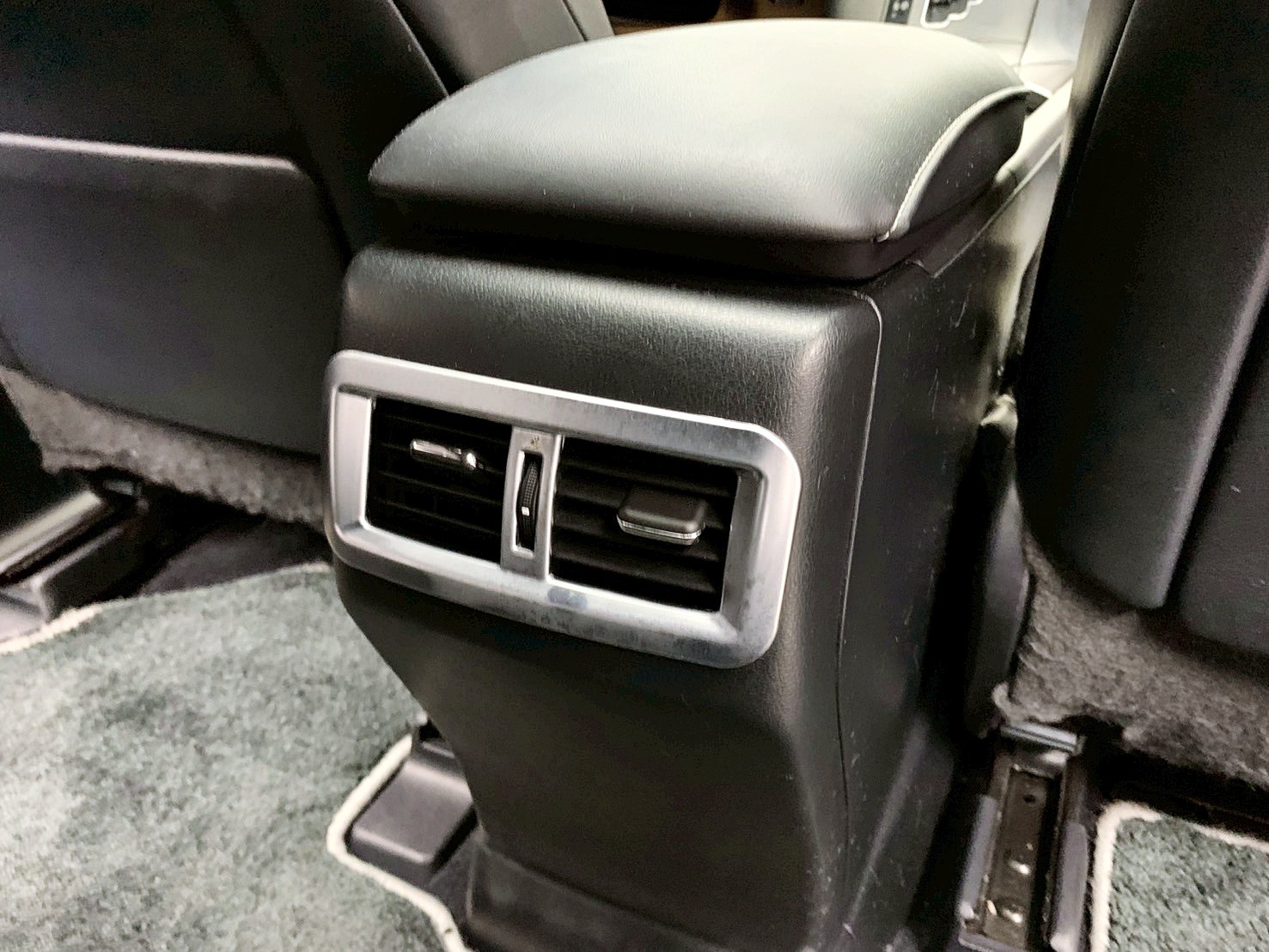 全台到府賞車 2013 Lexus RX450h F-Sport『小李經理』元禾國際車業/中古車/促銷中  第13張相片