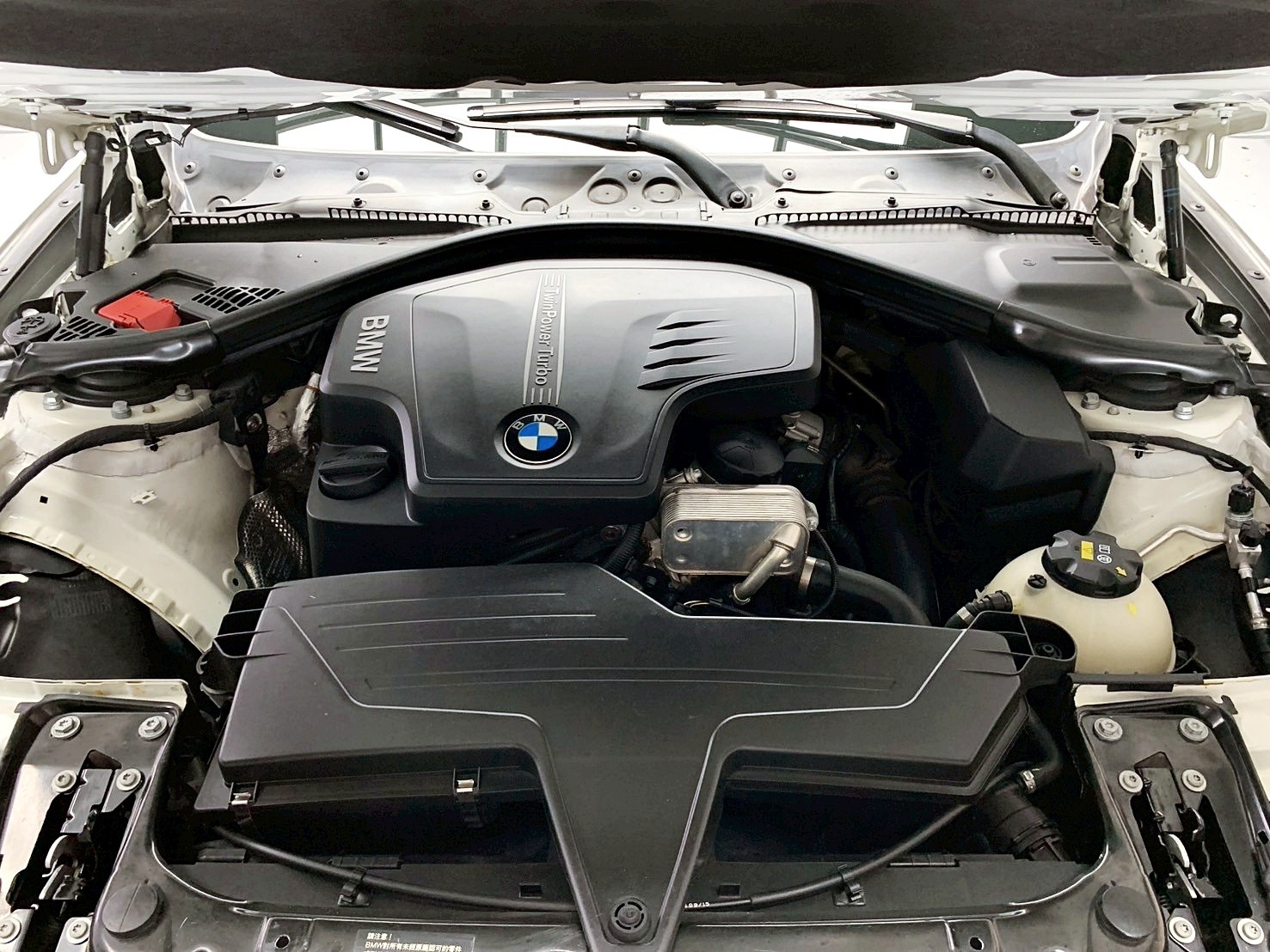 全台到府賞車 2015 BMW 320i Sedan F30型『小李經理』元禾國際車業/中古車/促銷中  第16張相片