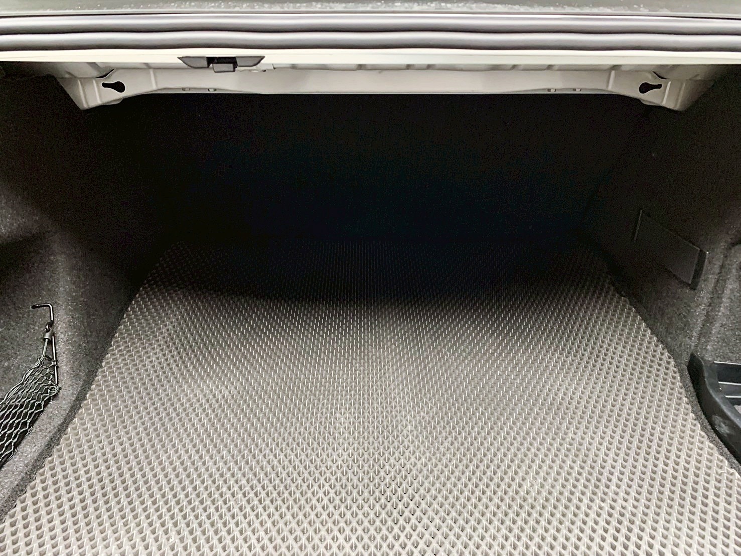 全台到府賞車 2015 BMW 320i Sedan F30型『小李經理』元禾國際車業/中古車/促銷中  第17張相片