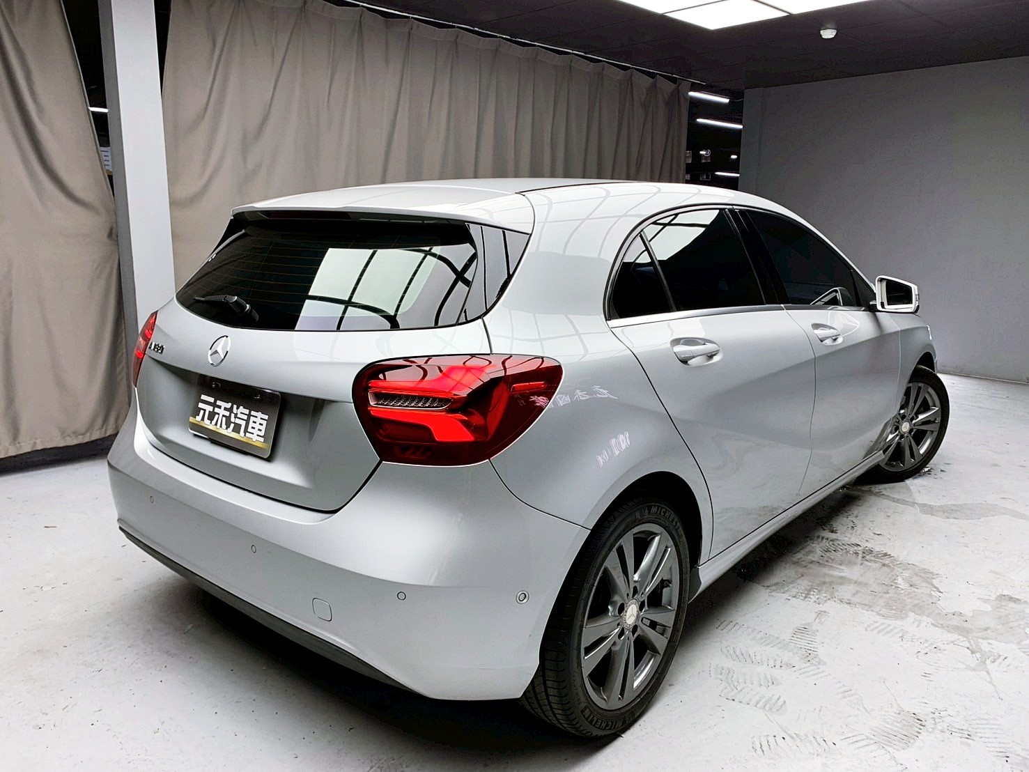 全台到府賞車 2015/16 Benz A180 W176型『小李經理』元禾國際車業/中古車/促銷中  第20張相片