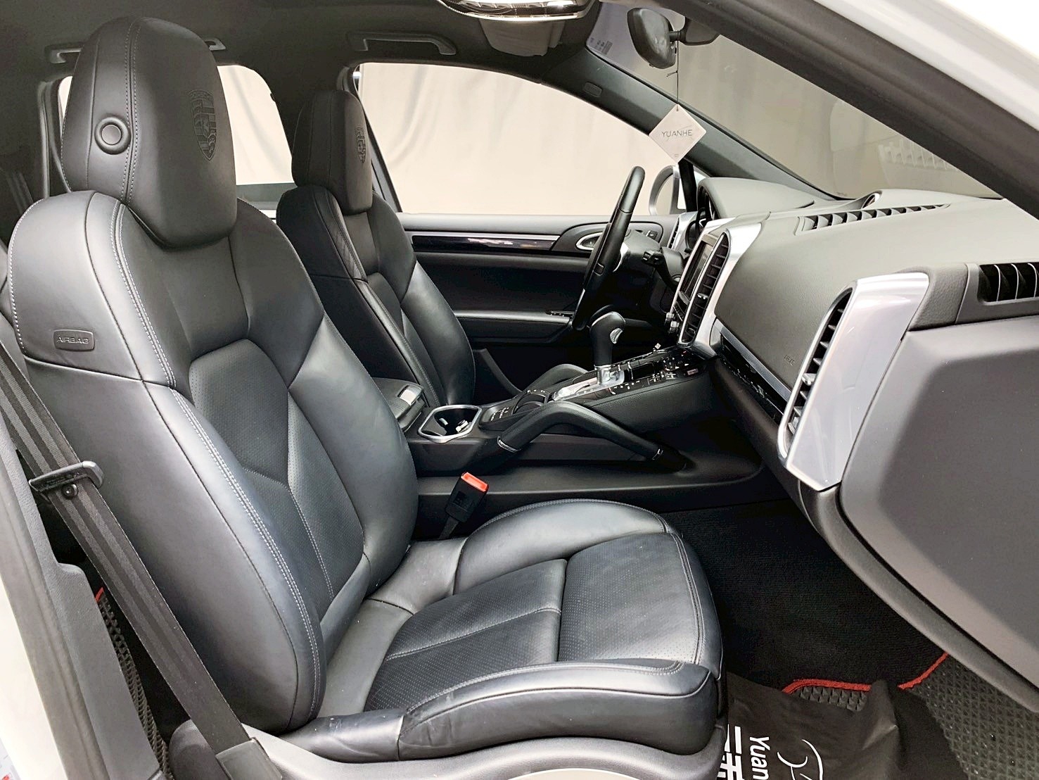 全台到府賞車 2014 Porsche Cayenne Platinum 白金版『小李經理』元禾國際車業/中古車/促銷中  第10張相片