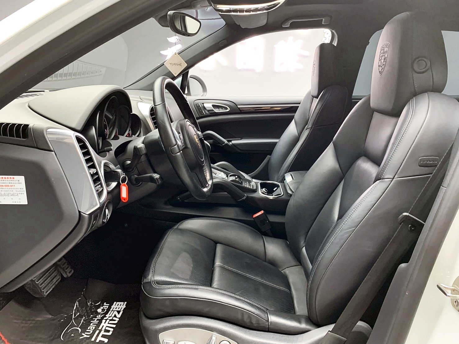 全台到府賞車 2014 Porsche Cayenne Platinum 白金版『小李經理』元禾國際車業/中古車/促銷中  第14張相片