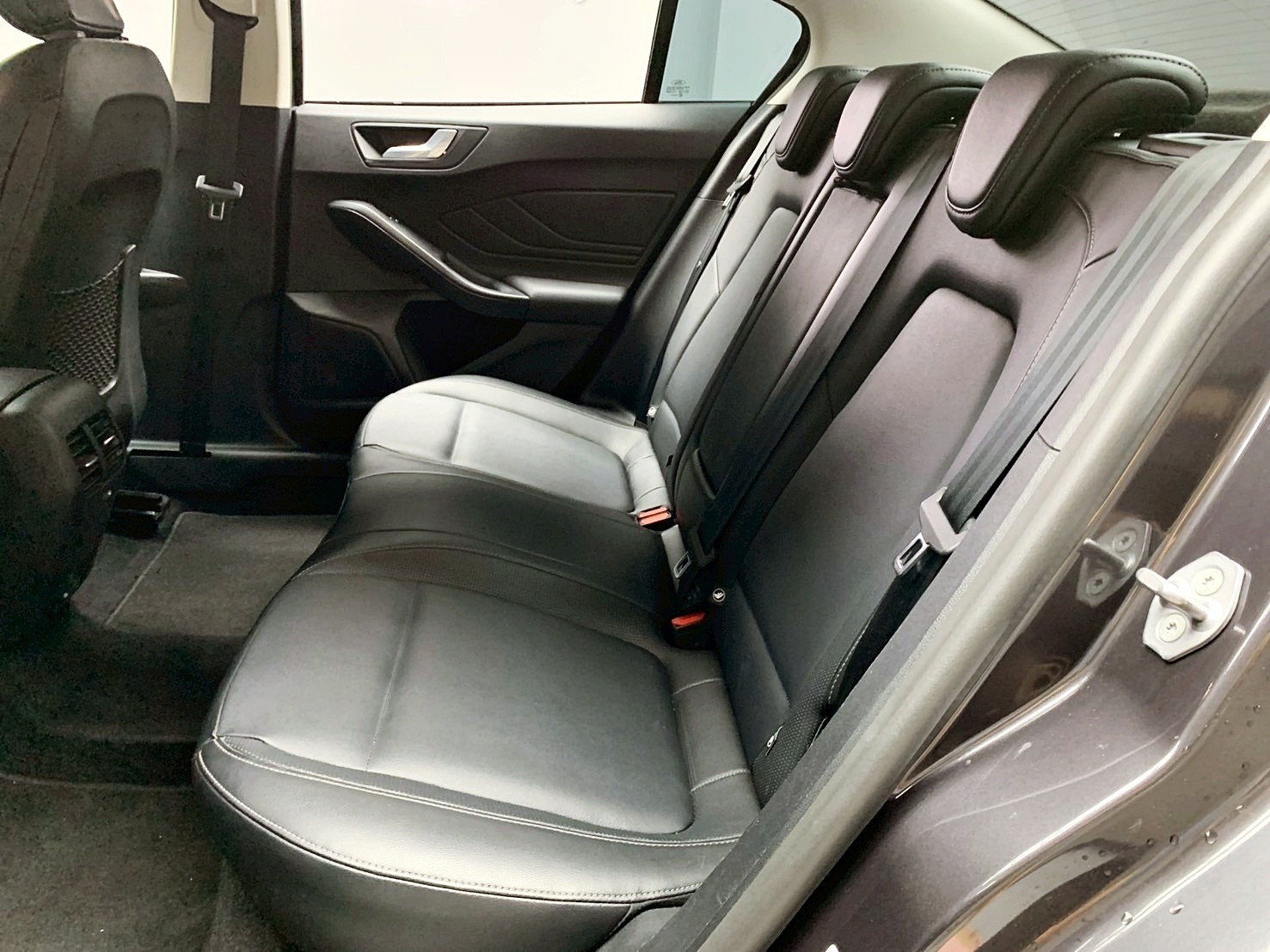 全台到府賞車 2021 Ford Focus 4D EcoBoost 182 佛心版『小李經理』元禾國際車業/中古車/促銷中  第13張相片