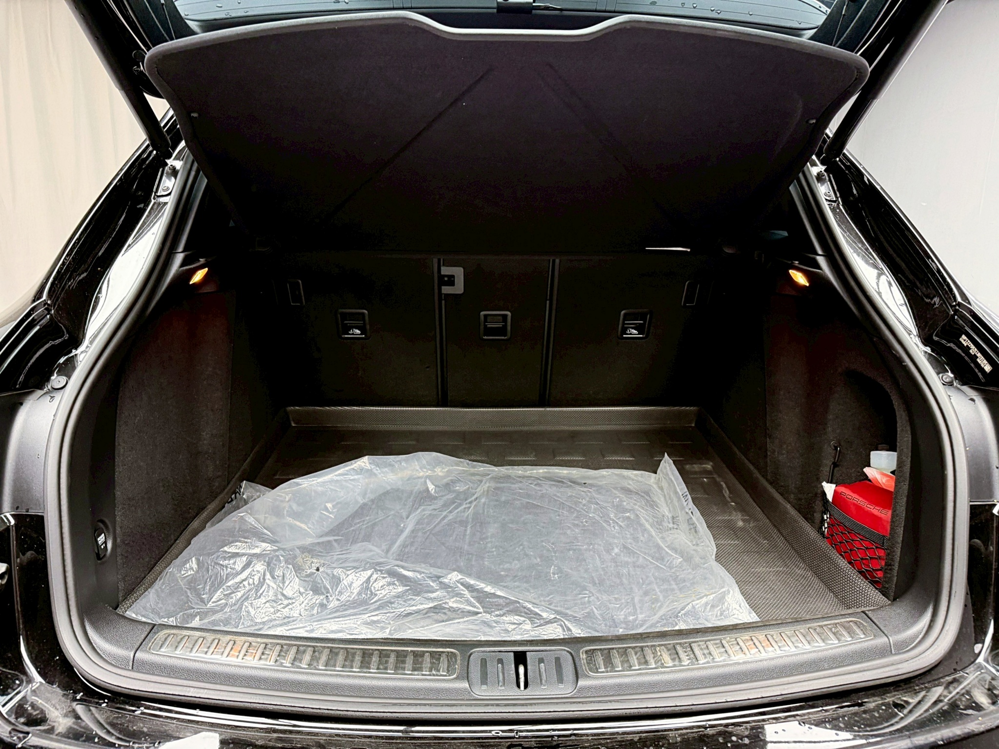 全台到府賞車 2019/20 Porsche Macan『小李經理』元禾國際車業/中古車/促銷中  第16張相片