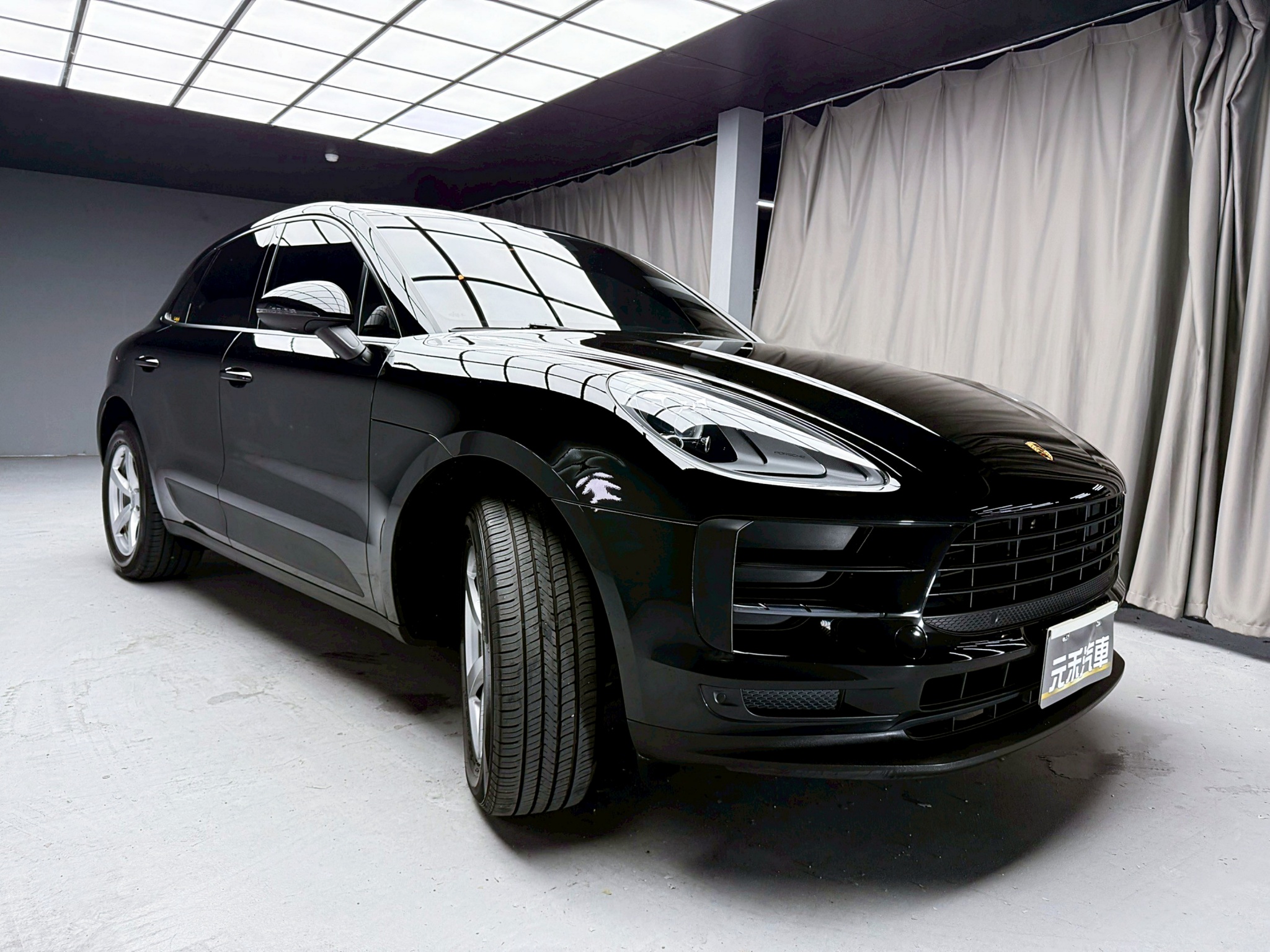 全台到府賞車 2019/20 Porsche Macan『小李經理』元禾國際車業/中古車/促銷中  第17張相片