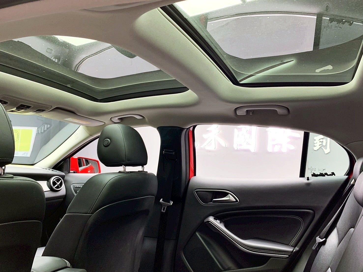 全台到府賞車 2016/17 Benz GLA200 X156型『小李經理』元禾國際車業/中古車/促銷中  第13張相片