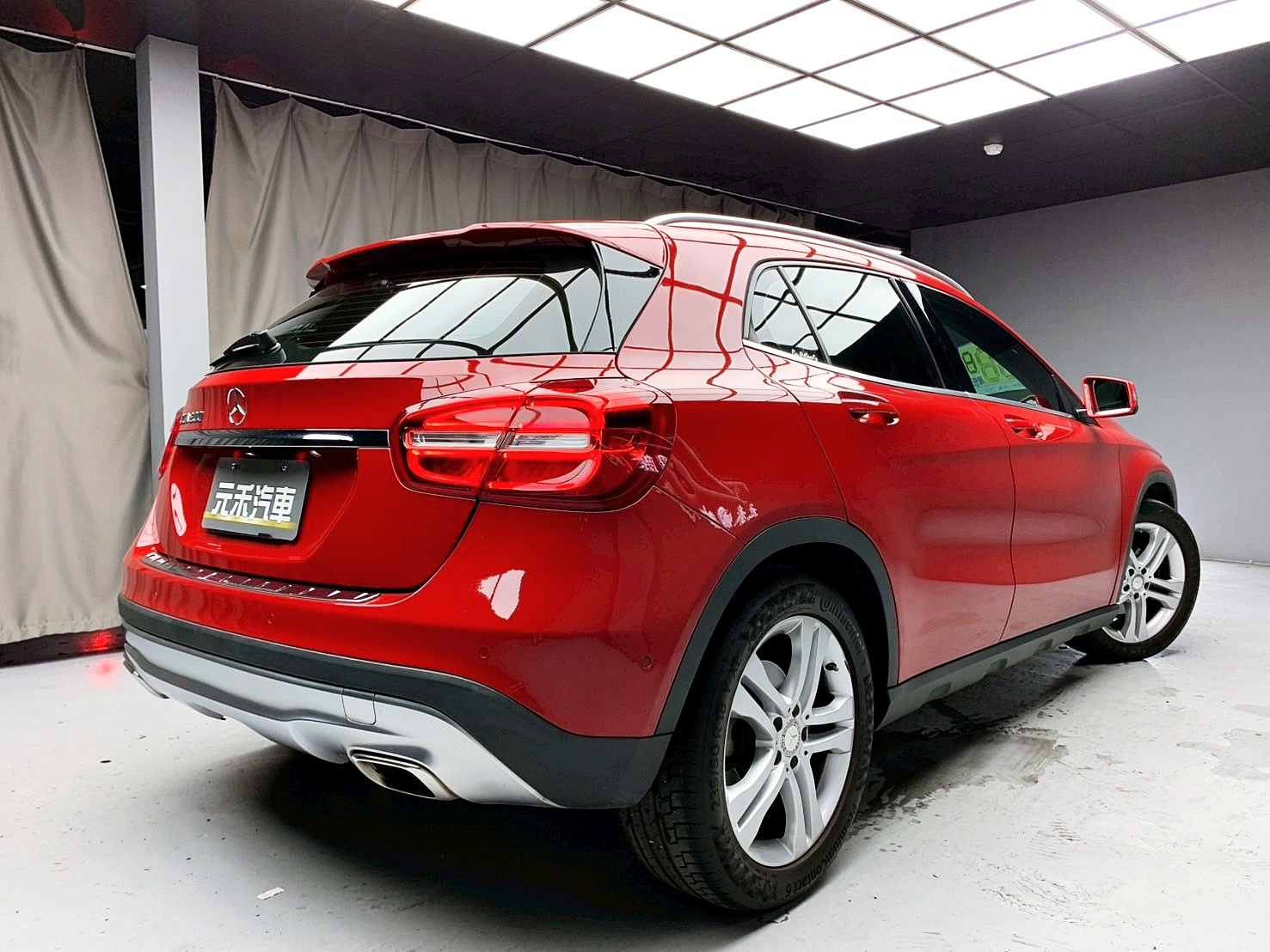 全台到府賞車 2016/17 Benz GLA200 X156型『小李經理』元禾國際車業/中古車/促銷中  第18張相片