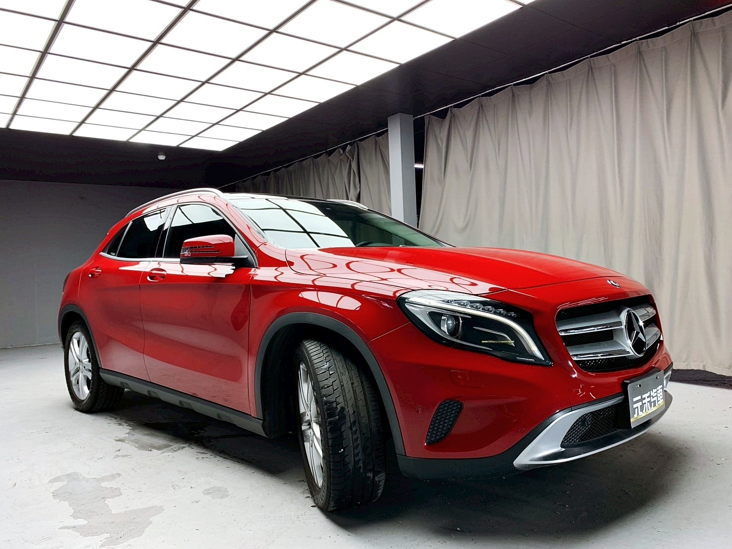 全台到府賞車 2016/17 Benz GLA200 X156型『小李經理』元禾國際車業/中古車/促銷中  第19張相片