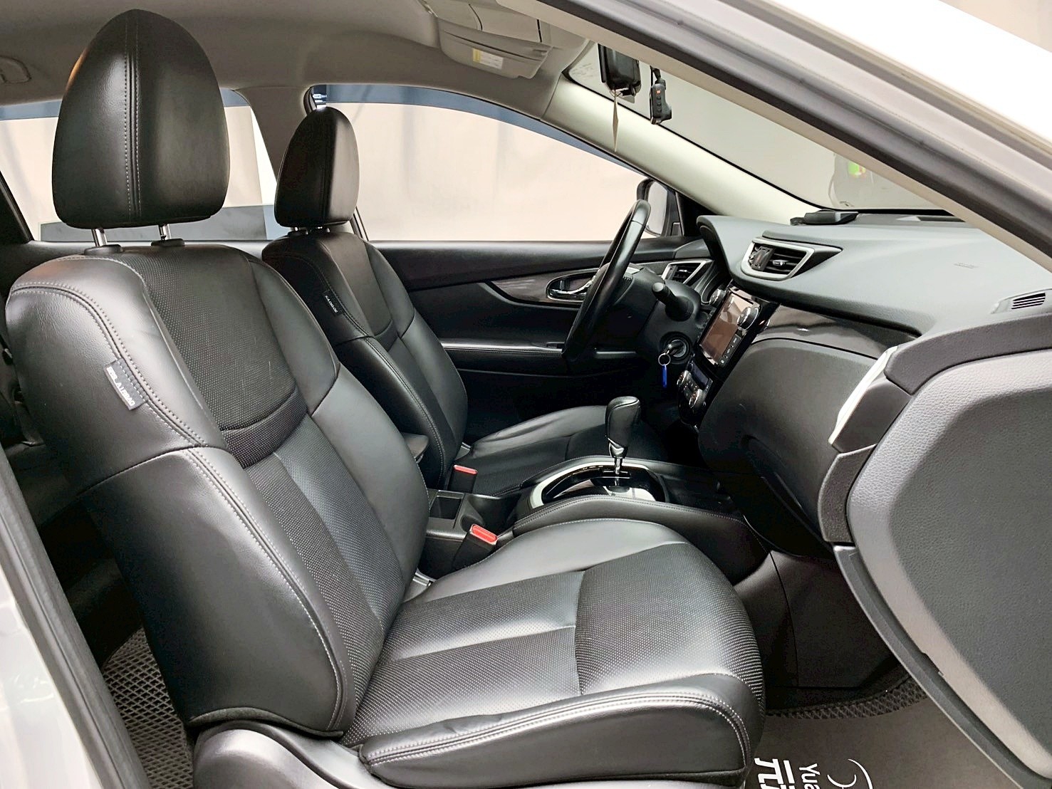 全台到府賞車 2016 Nissan X-Trail 經典版『小李經理』元禾國際車業/中古車/促銷中  第10張相片