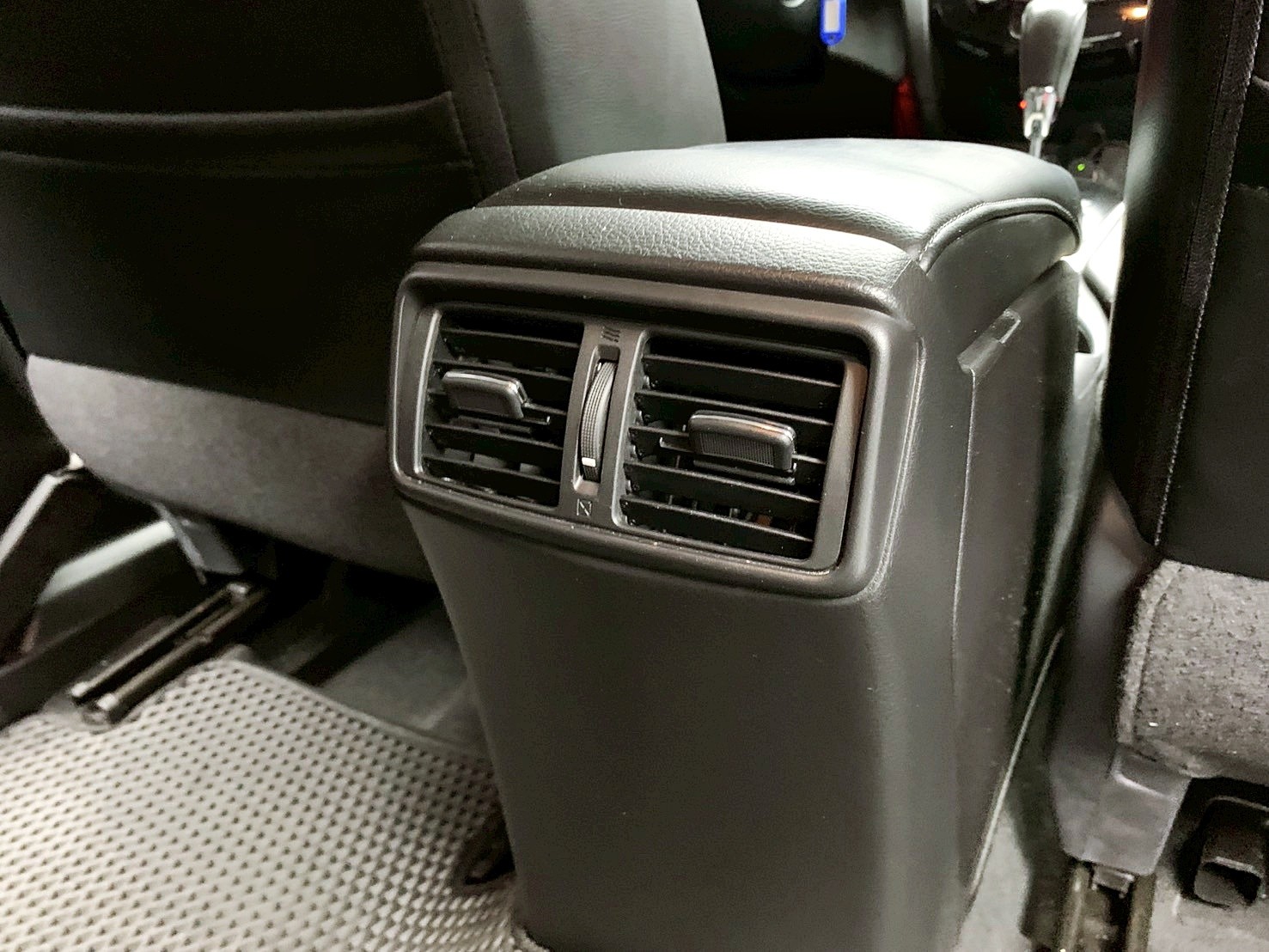 全台到府賞車 2016 Nissan X-Trail 經典版『小李經理』元禾國際車業/中古車/促銷中  第11張相片