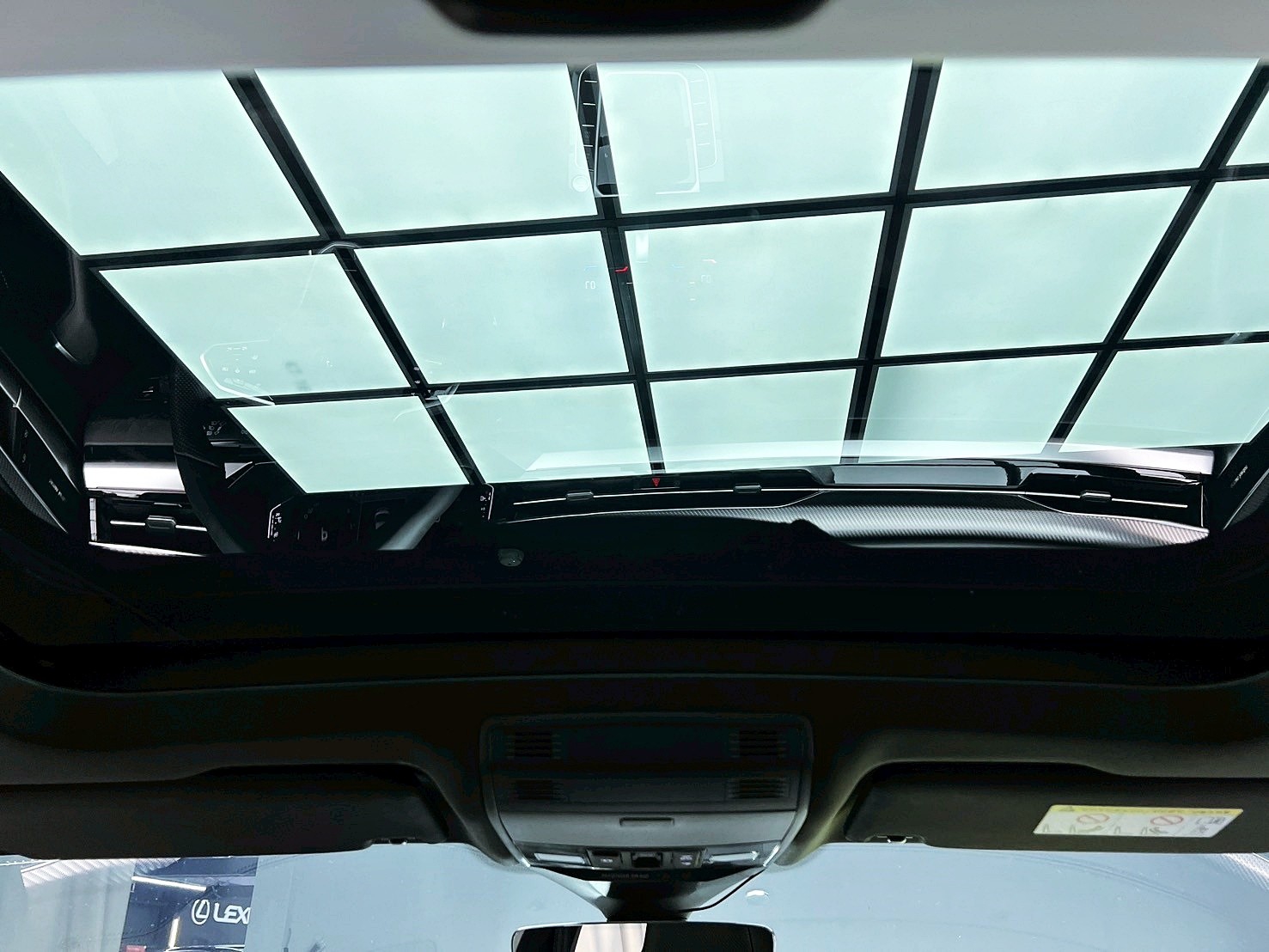 全台到府賞車 2022/23 福斯 Arteon Fastback 430TSI R-Line Performance『小李經理』元禾國際車業/中古車/促銷中  第9張相片