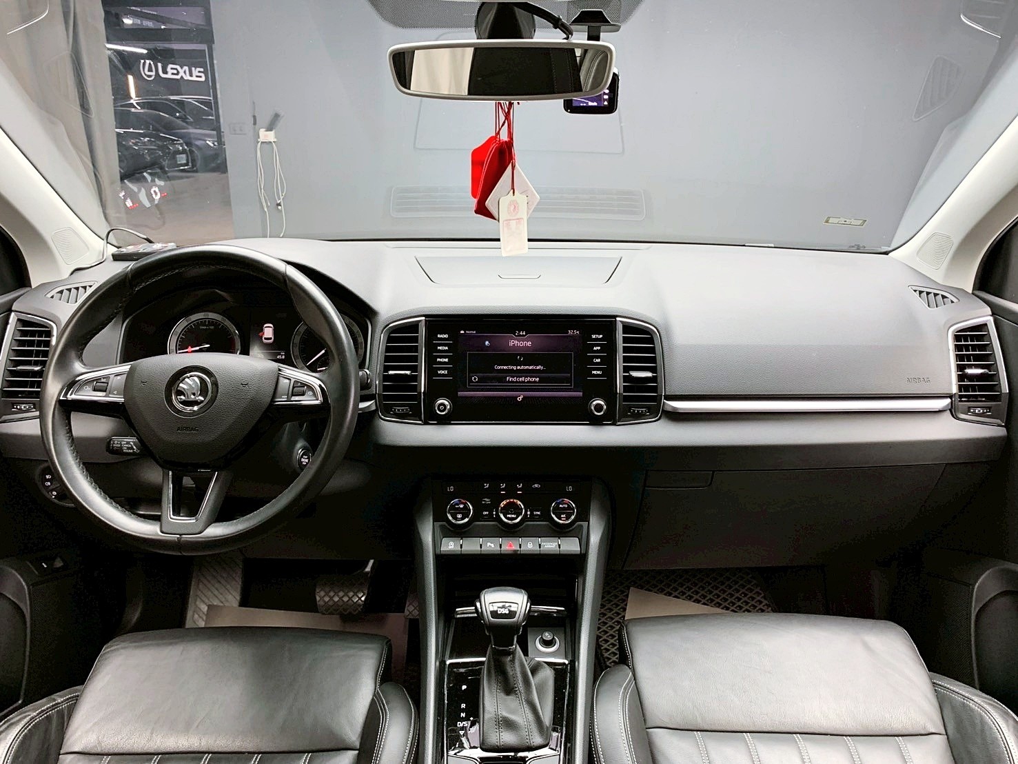 全台到府賞車 2019 Skoda Karoq TSI 尊榮版『小李經理』元禾國際車業/中古車/促銷中  第9張相片