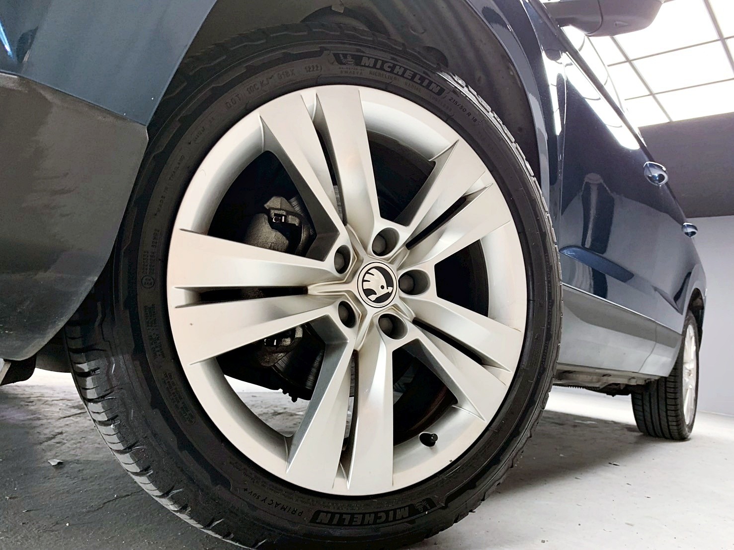 全台到府賞車 2019 Skoda Karoq TSI 尊榮版『小李經理』元禾國際車業/中古車/促銷中  第20張相片