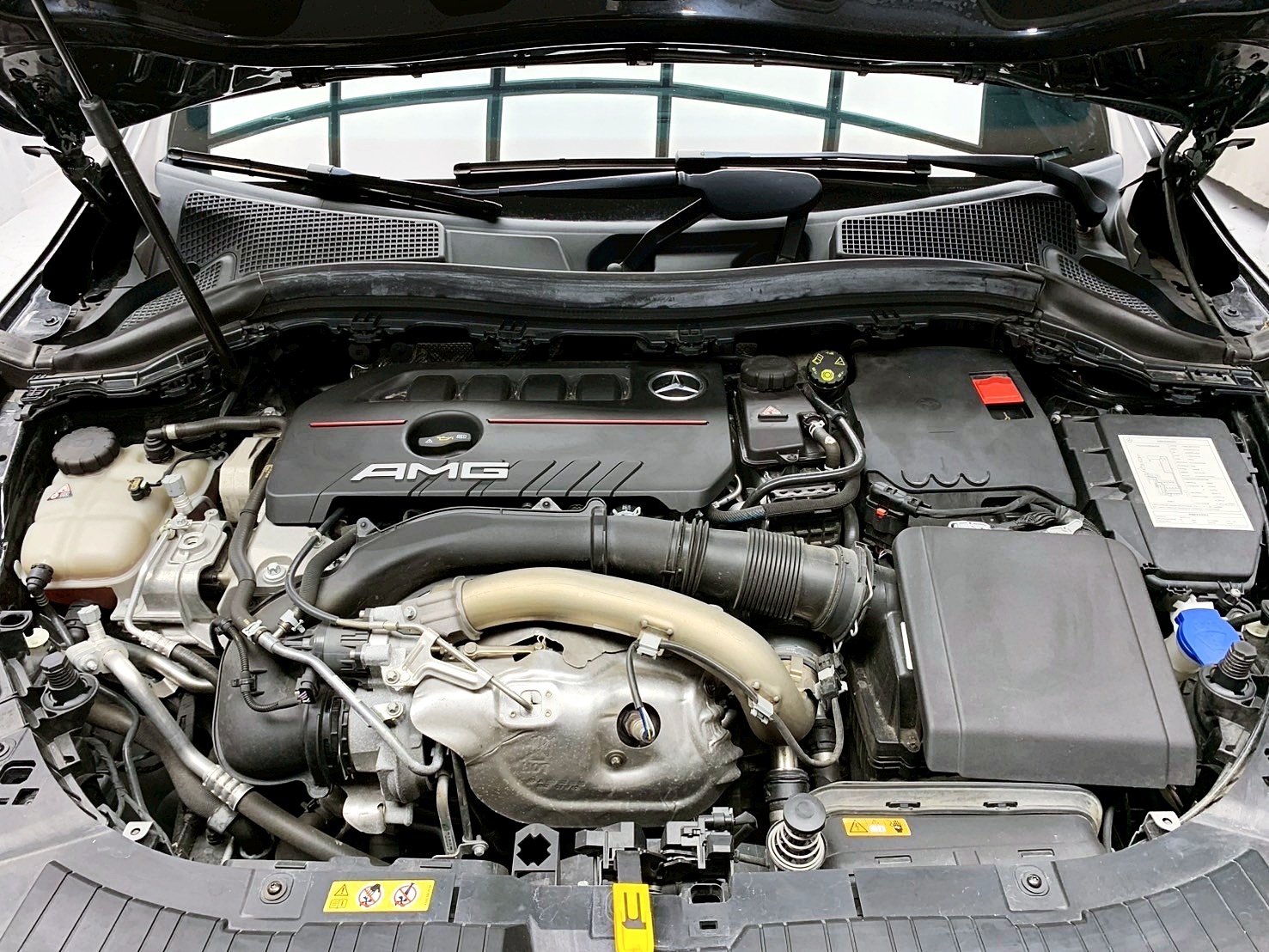 全台到府賞車 2022 Benz GLA35 AMG 4MATIC H247型『小李經理』元禾國際車業/中古車/促銷中  第16張相片