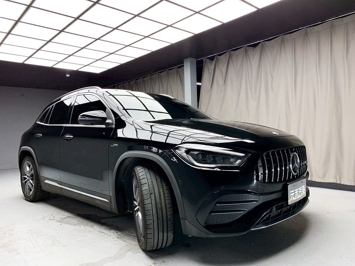 全台到府賞車 2022 Benz GLA35 AMG 4MATIC H247型『小李經理』元禾國際車業/中古車/促銷中  第19張相片