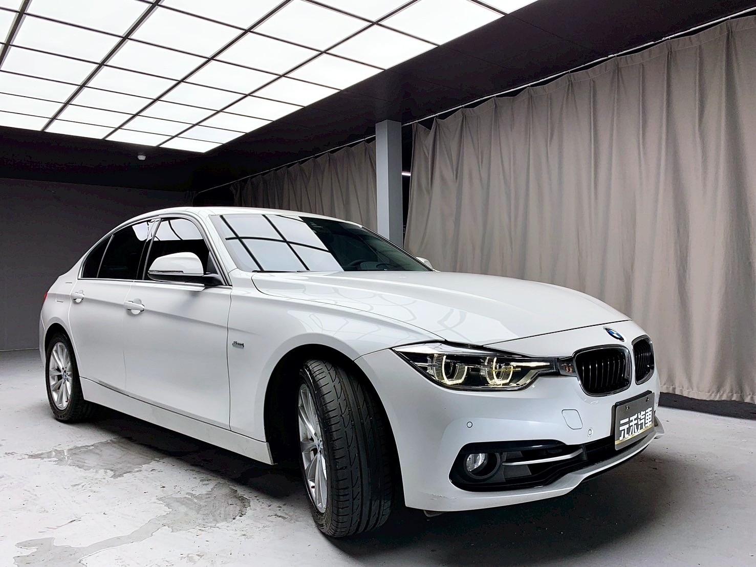 全台到府賞車 2017/18 BMW 320i Sedan Sport F30型『小李經理』元禾國際車業/中古車/促銷中  第19張相片