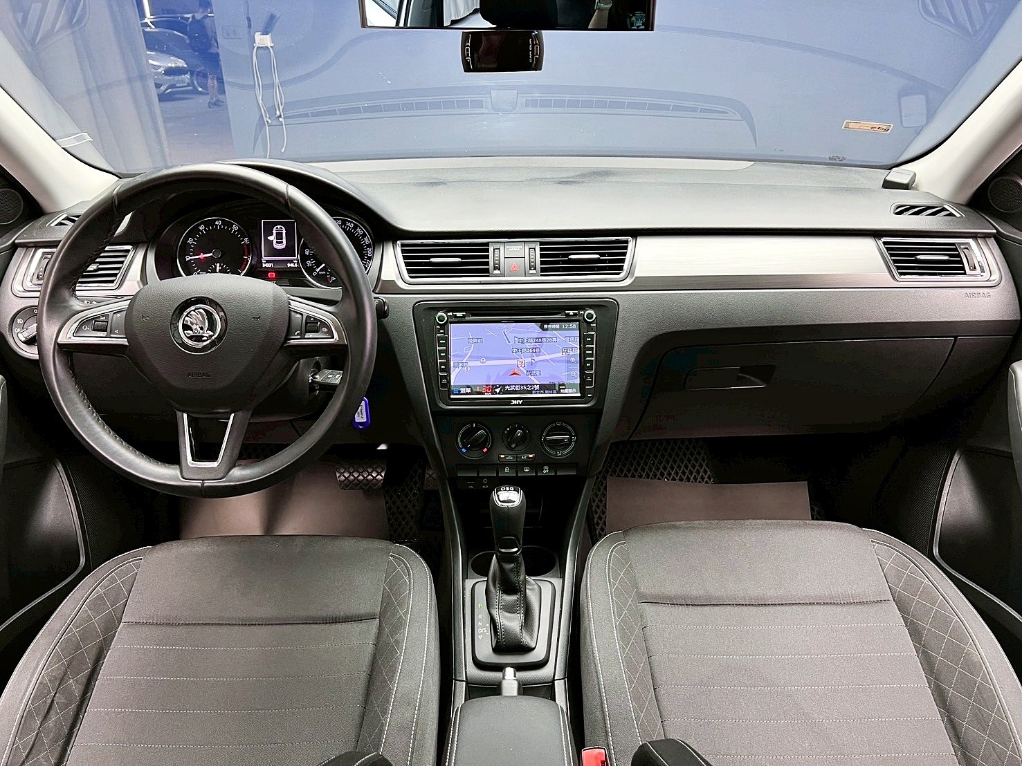 全台到府賞車 2017 Skoda Rapid Spaceback TSI Style『小李經理』元禾國際車業/中古車/促銷中  第8張相片