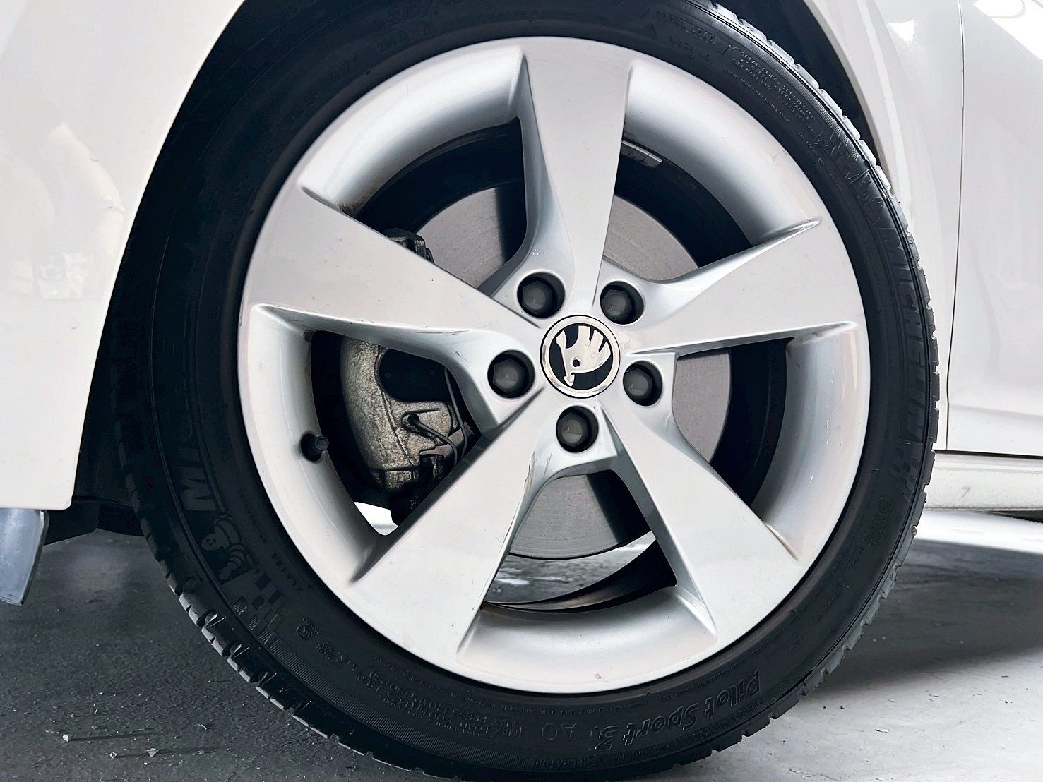 全台到府賞車 2017 Skoda Rapid Spaceback TSI Style『小李經理』元禾國際車業/中古車/促銷中  第14張相片