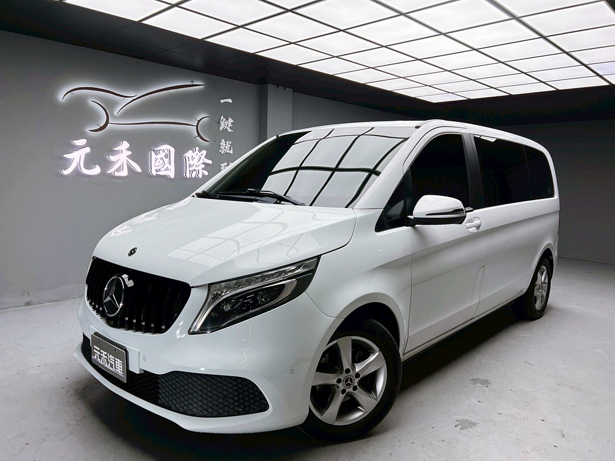 全台到府賞車 2021 Benz V220d 七人座 W447型『小李經理』元禾國際車業/中古車/促銷中  第1張相片