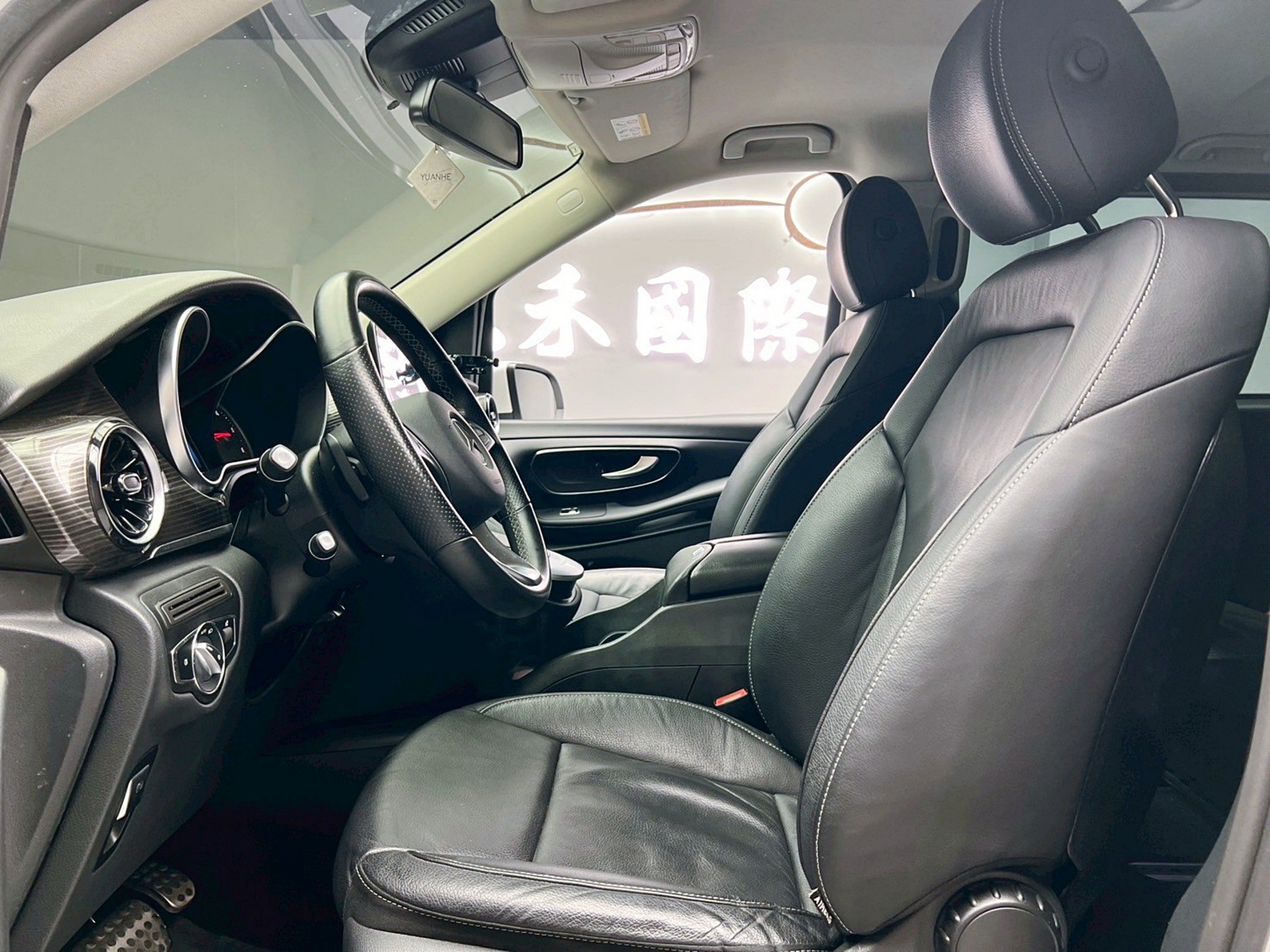 全台到府賞車 2021 Benz V220d 七人座 W447型『小李經理』元禾國際車業/中古車/促銷中  第6張相片