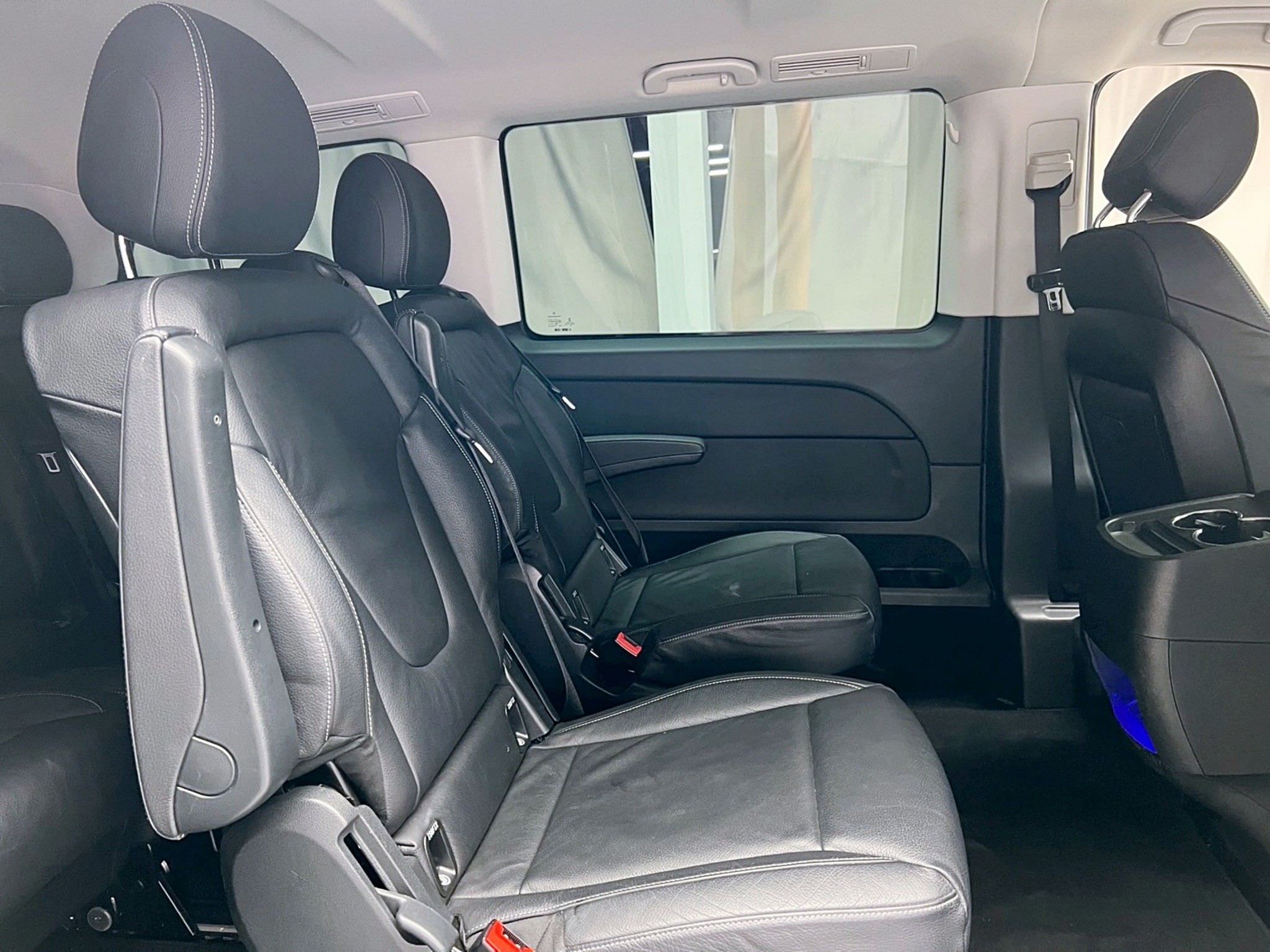 全台到府賞車 2021 Benz V220d 七人座 W447型『小李經理』元禾國際車業/中古車/促銷中  第7張相片