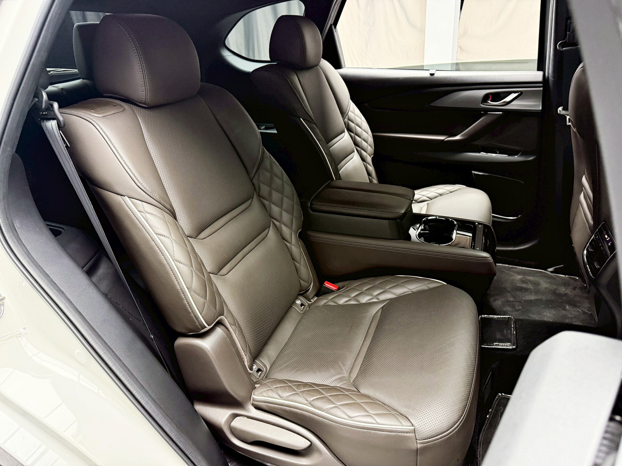 全台到府賞車 2022 Mazda CX9 25T AWD Signature Captain S 六人座『小李經理』元禾國際車業/中古車/促銷中  第6張相片