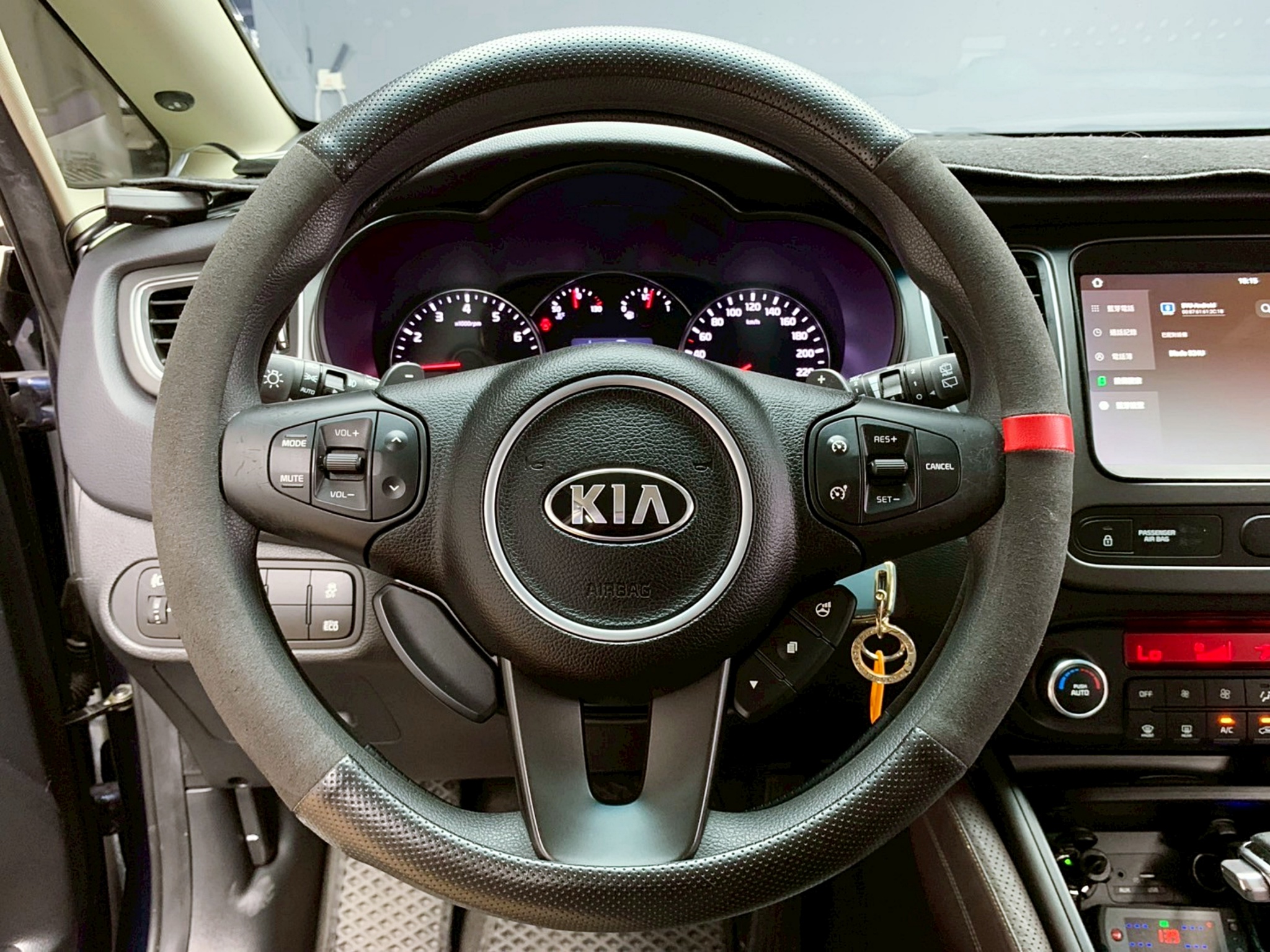 全台到府賞車 2018 Kia Carens 五人座科技版『小李經理』元禾國際車業/中古車/促銷中  第7張相片