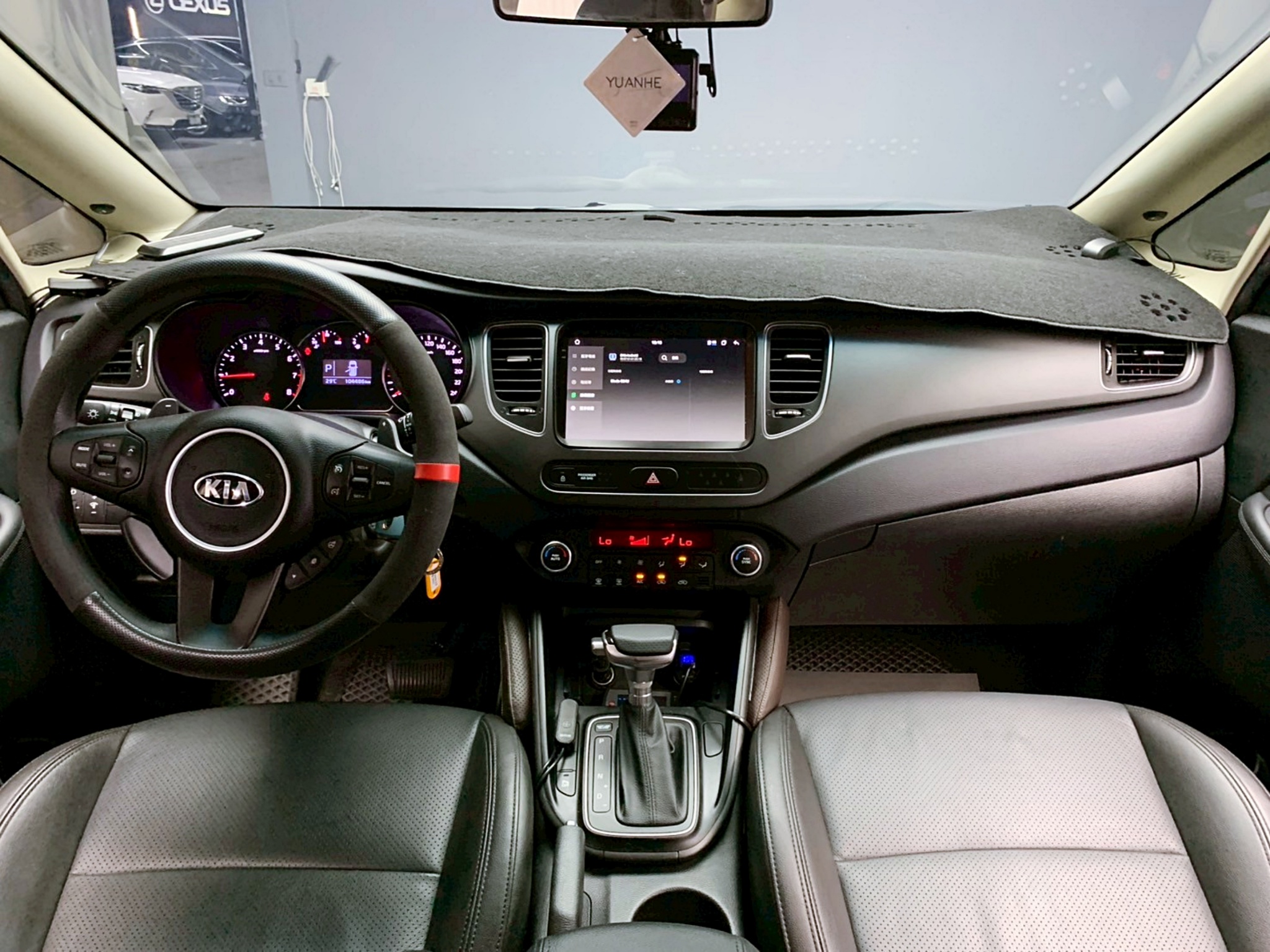 全台到府賞車 2018 Kia Carens 五人座科技版『小李經理』元禾國際車業/中古車/促銷中  第8張相片