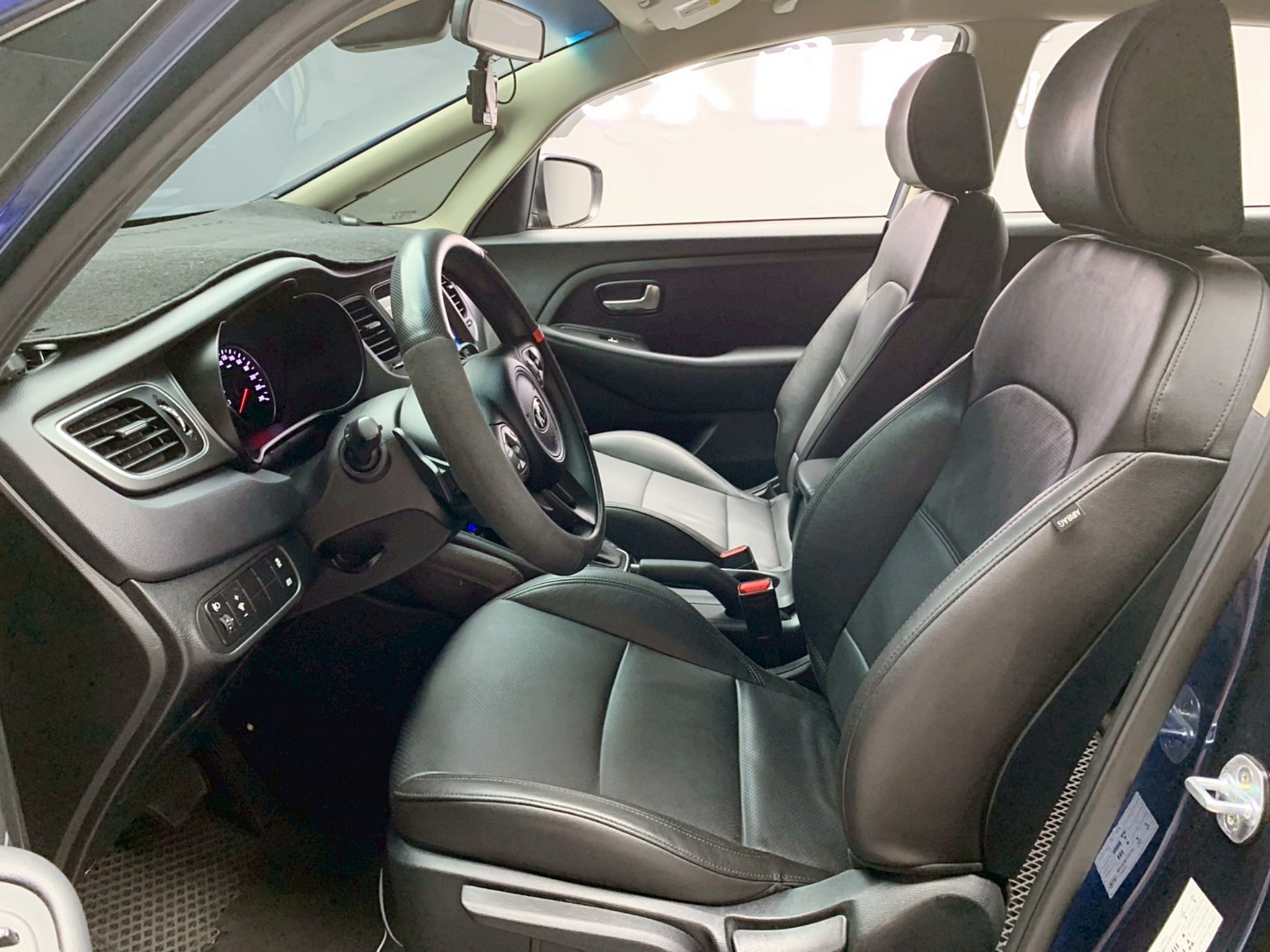 全台到府賞車 2018 Kia Carens 五人座科技版『小李經理』元禾國際車業/中古車/促銷中  第14張相片