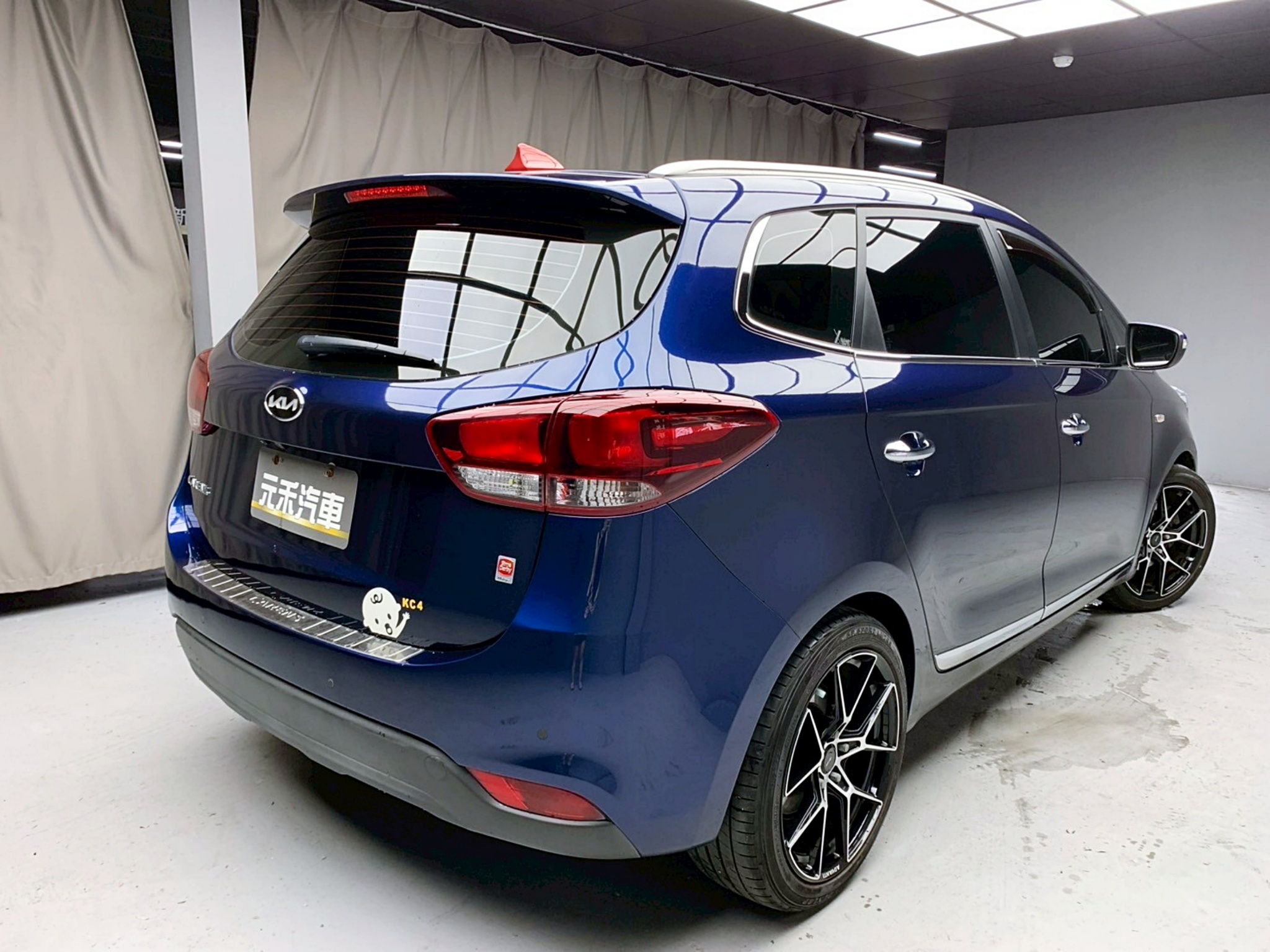 全台到府賞車 2018 Kia Carens 五人座科技版『小李經理』元禾國際車業/中古車/促銷中  第17張相片