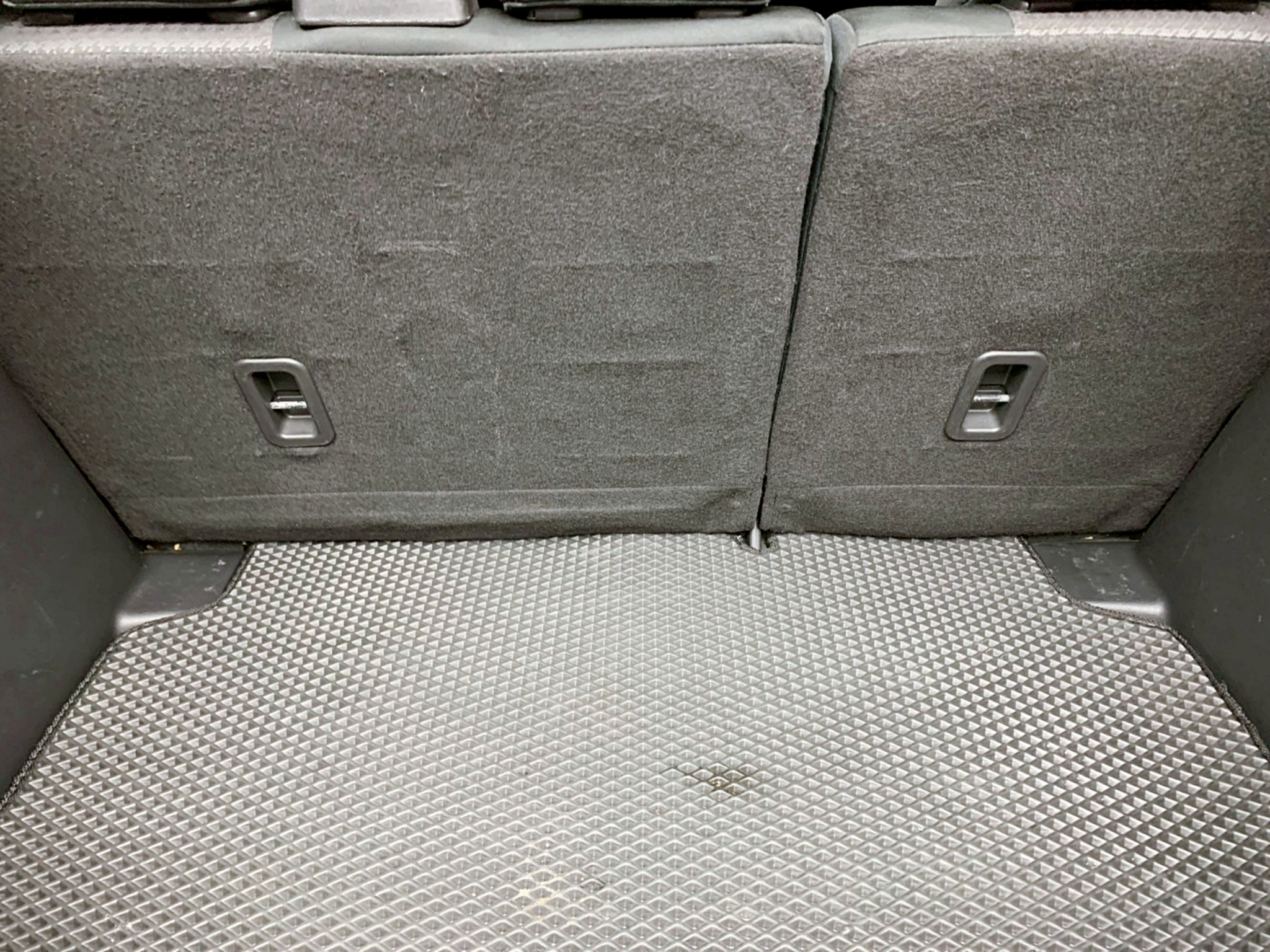 全台到府賞車 2017/18 Mazda2 尊榮型『小李經理』元禾國際車業/中古車/促銷中  第15張相片