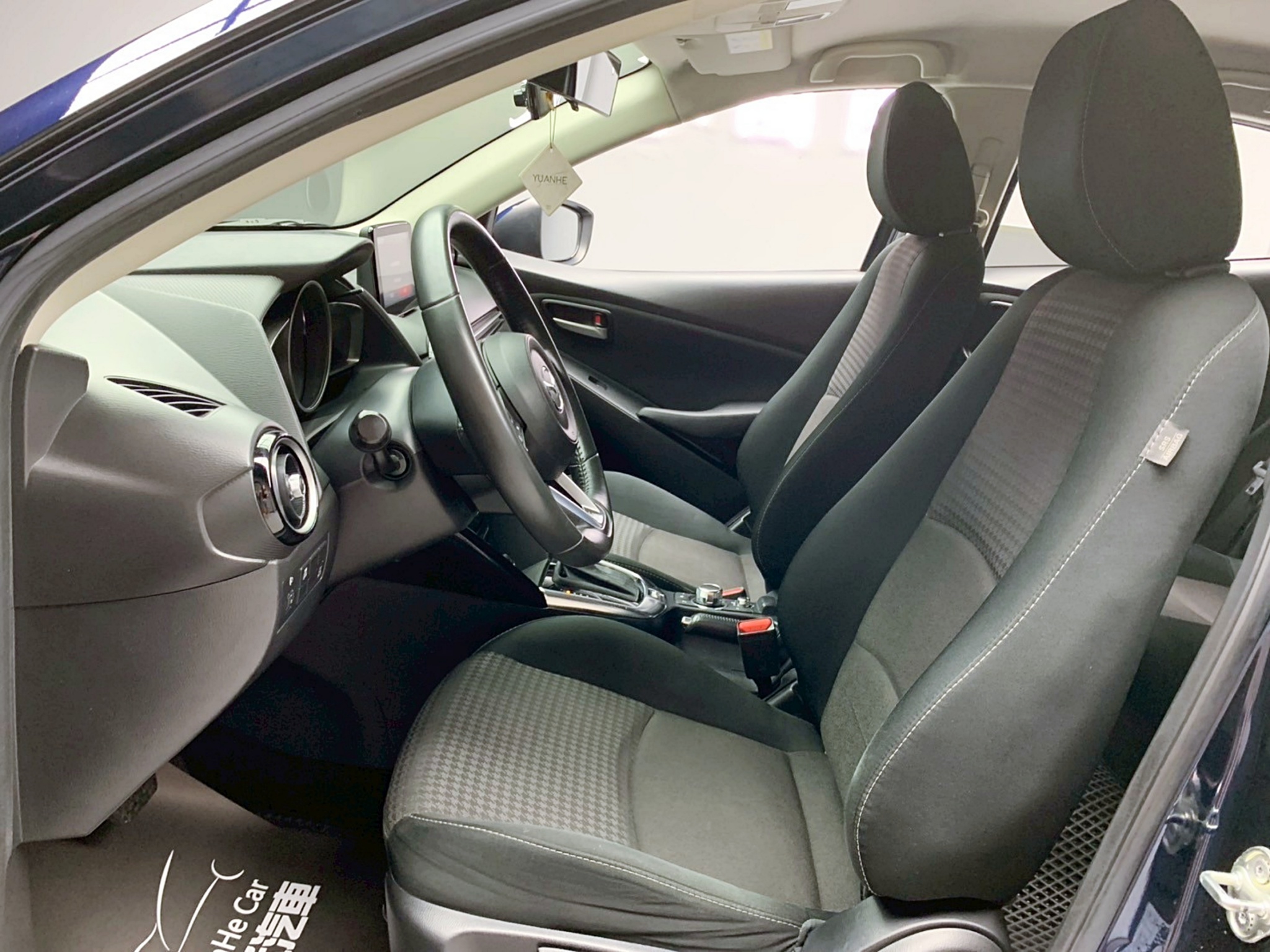 全台到府賞車 2017/18 Mazda2 尊榮型『小李經理』元禾國際車業/中古車/促銷中  第16張相片