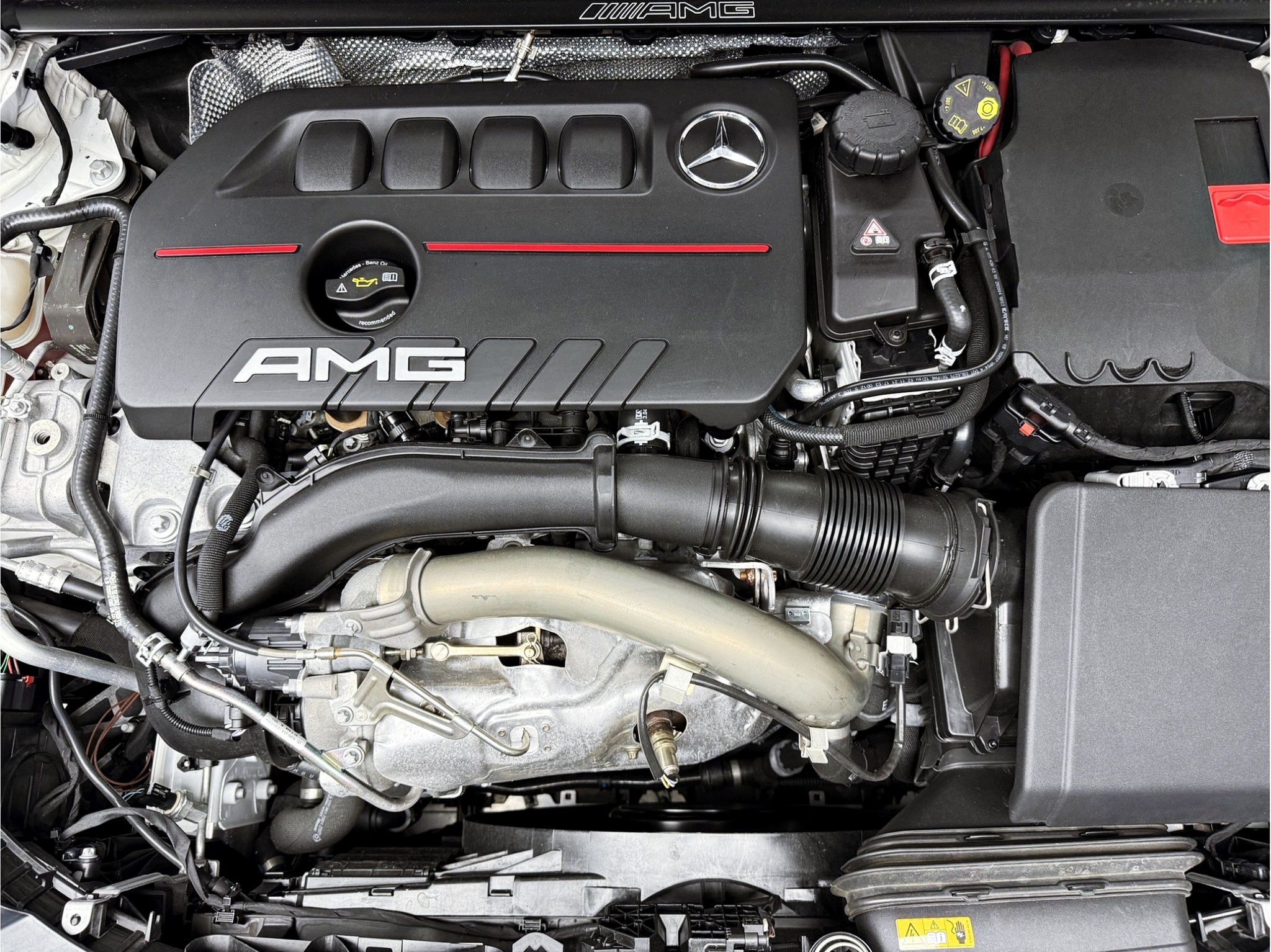 全台到府賞車 2022 Benz GLB35 AMG 4MATIC 七人座 X247型『小李經理』元禾國際車業/中古車/促銷中  第4張相片