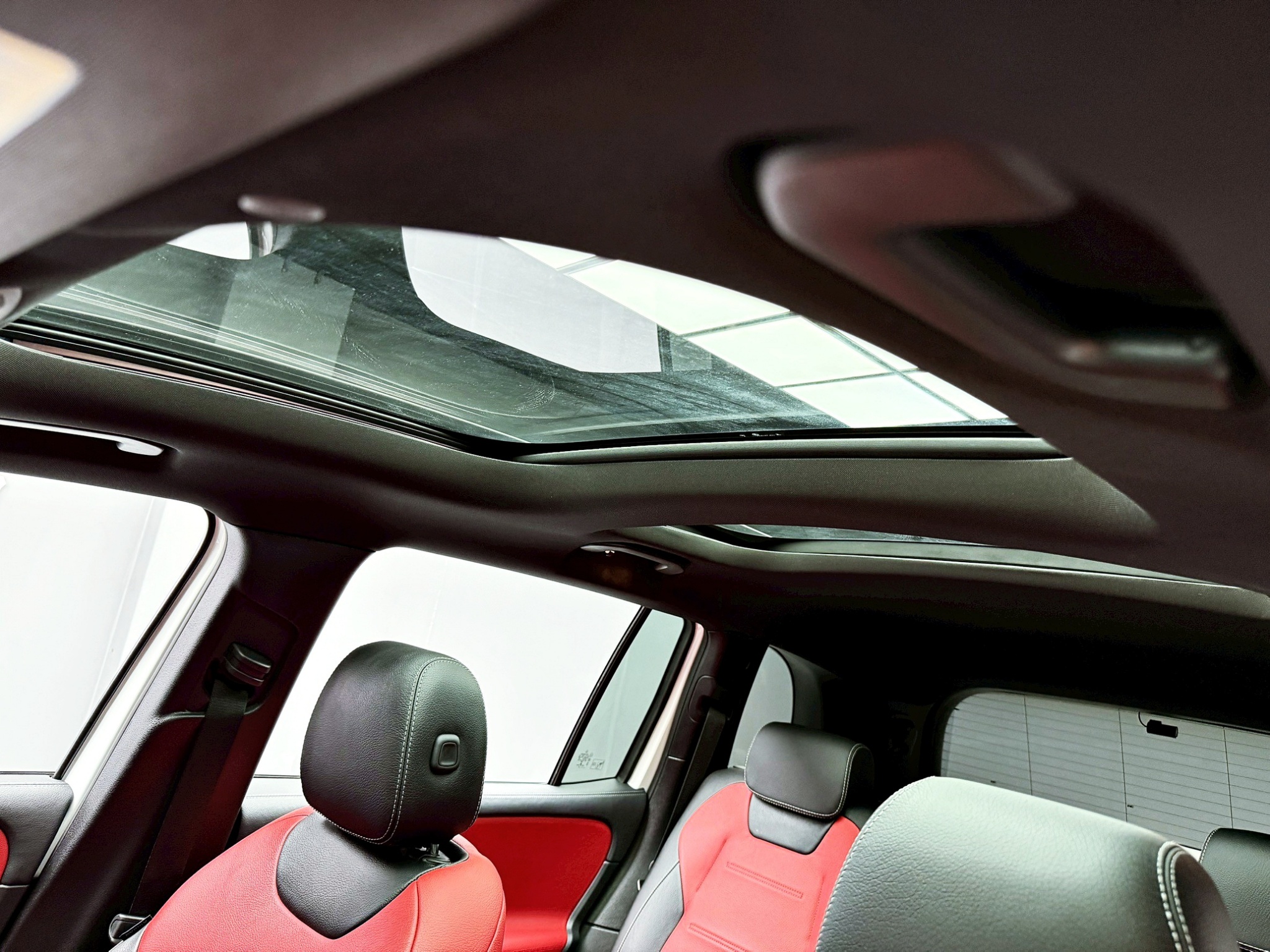 全台到府賞車 2022 Benz GLB35 AMG 4MATIC 七人座 X247型『小李經理』元禾國際車業/中古車/促銷中  第10張相片